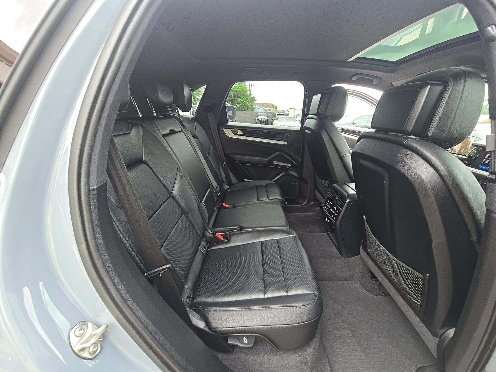 2024 Porsche Cayenne Base AWD