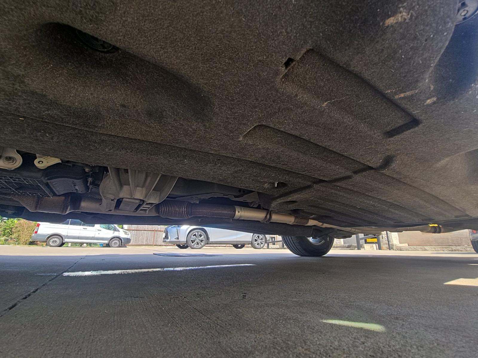 2022 Ford Explorer XLT RWD