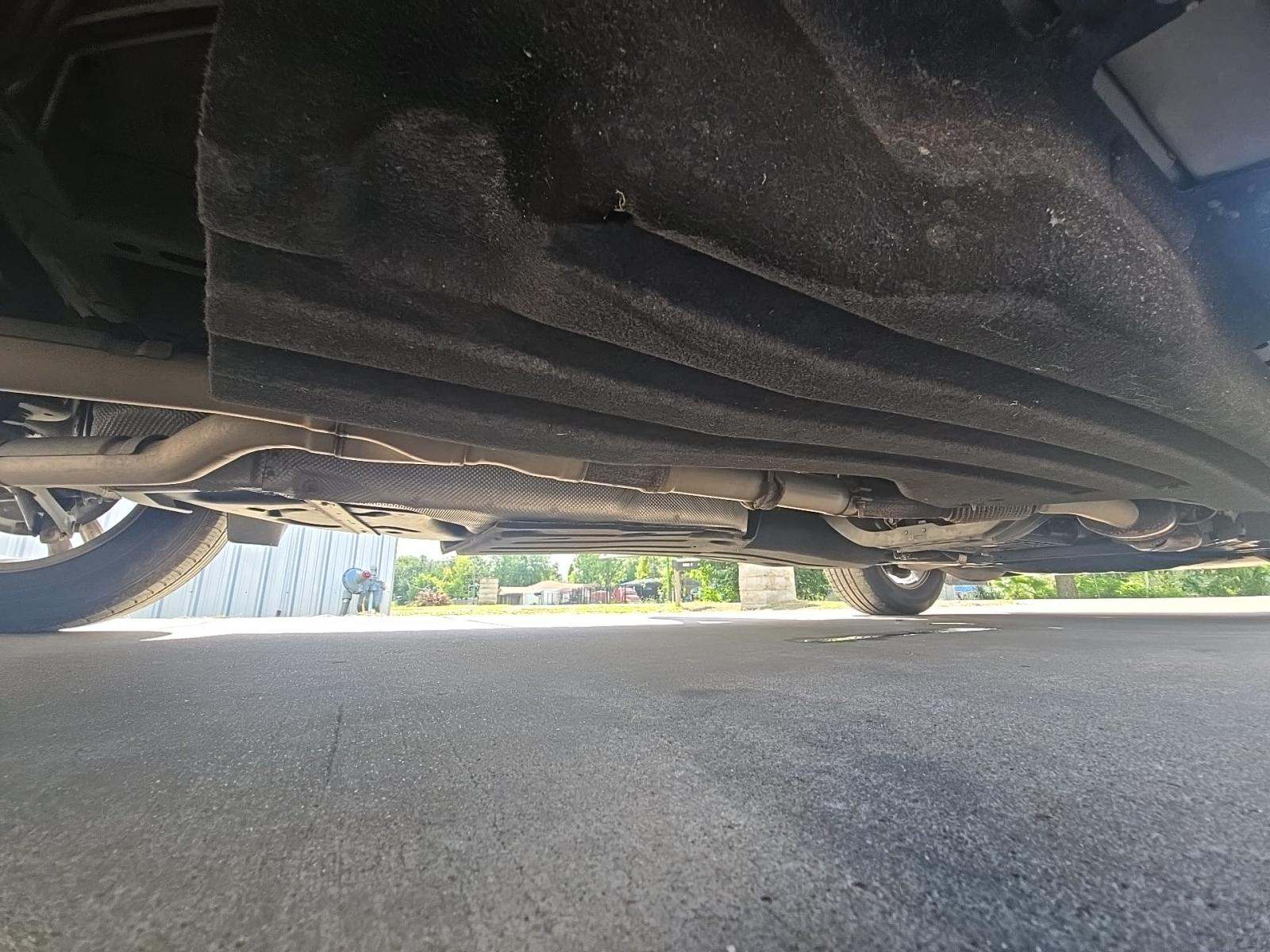 2022 Ford Explorer XLT RWD