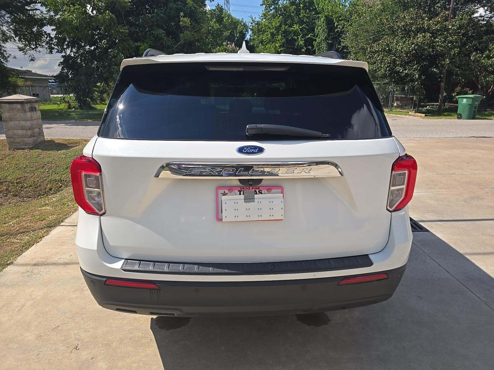 2022 Ford Explorer XLT RWD