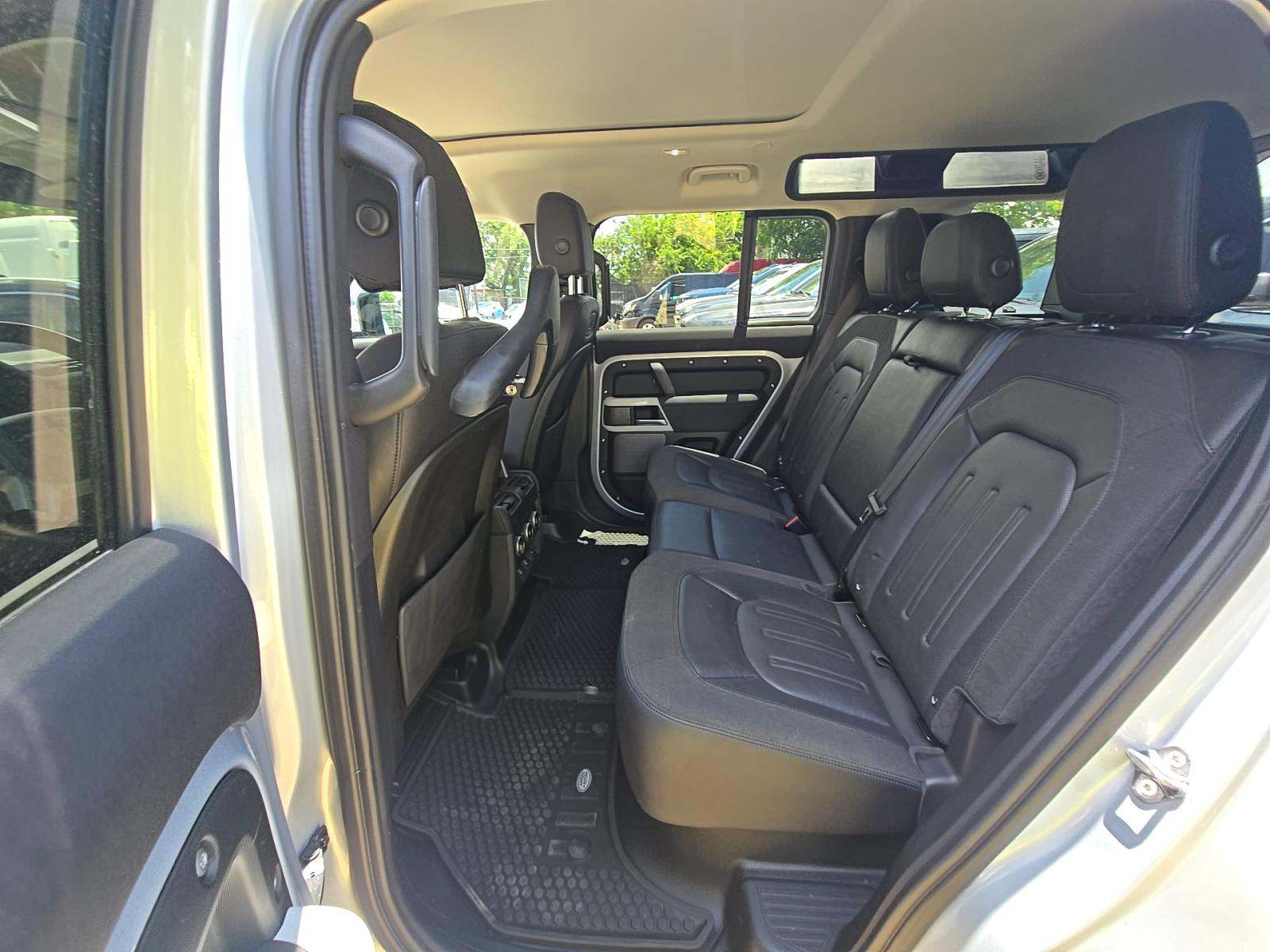 2021 Land Rover Defender 110 SE AWD
