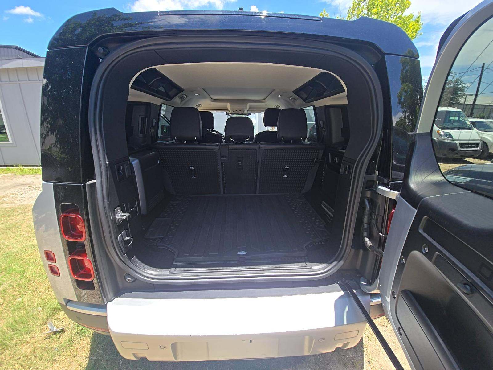 2021 Land Rover Defender 110 SE AWD