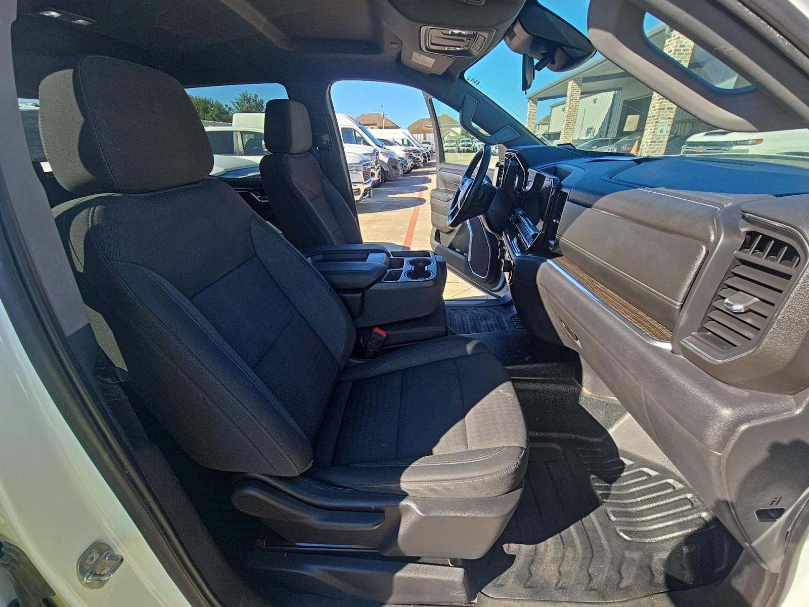 2023 Chevrolet Silverado 1500 LT AWD