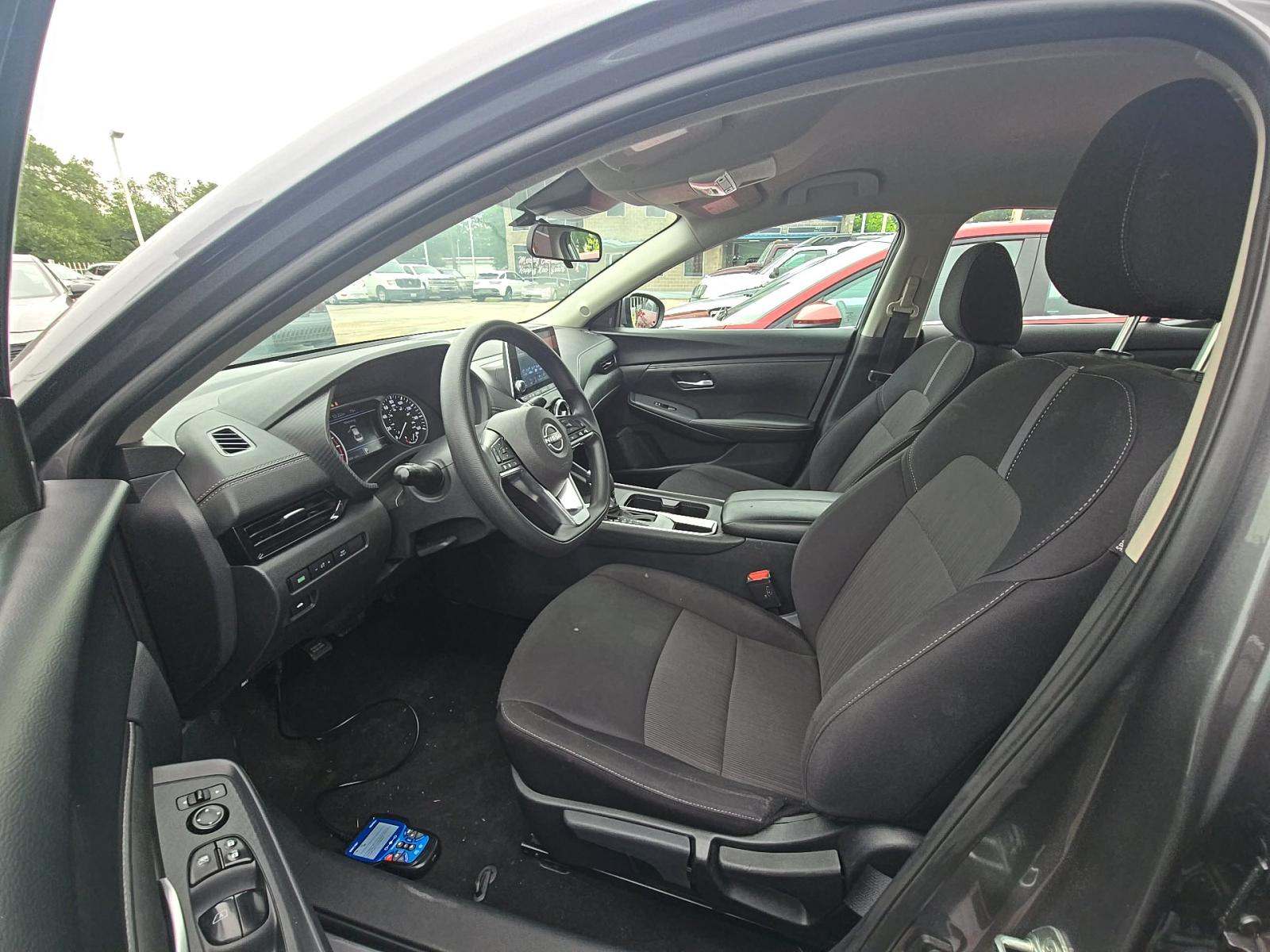 NISSAN SENTRA - 6