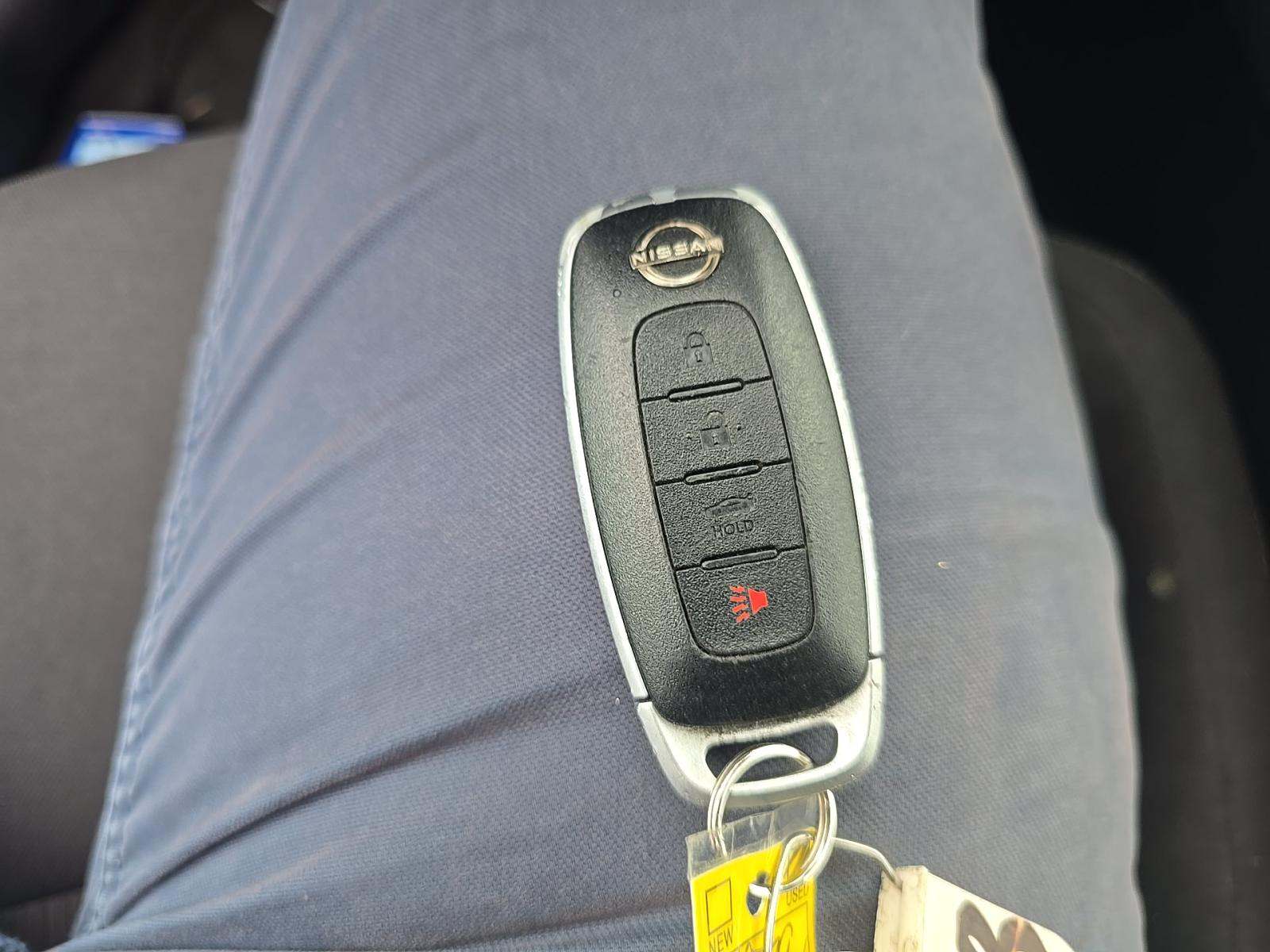 NISSAN SENTRA - 8
