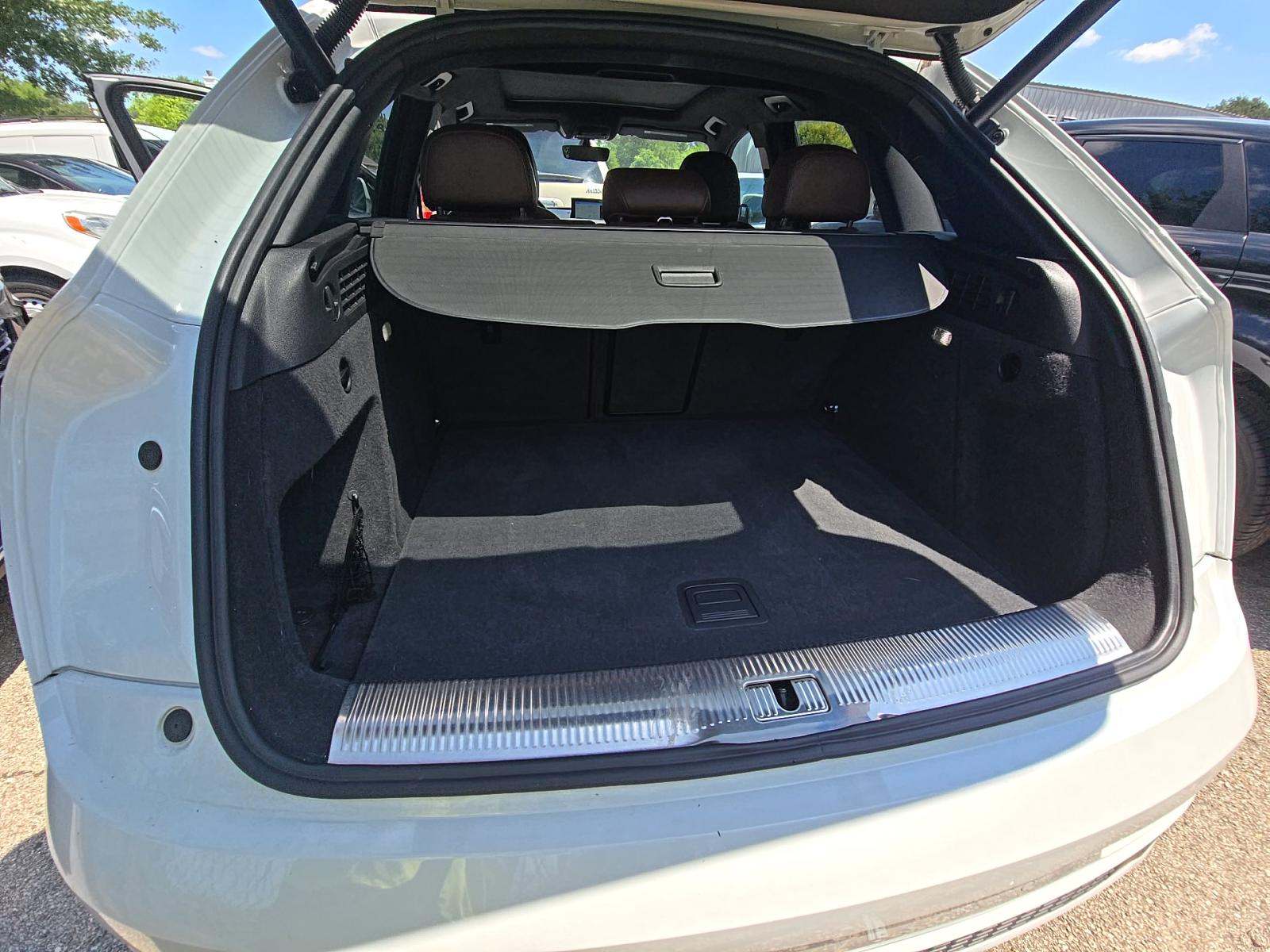 2016 Audi Q3 2.0T Prestige AWD