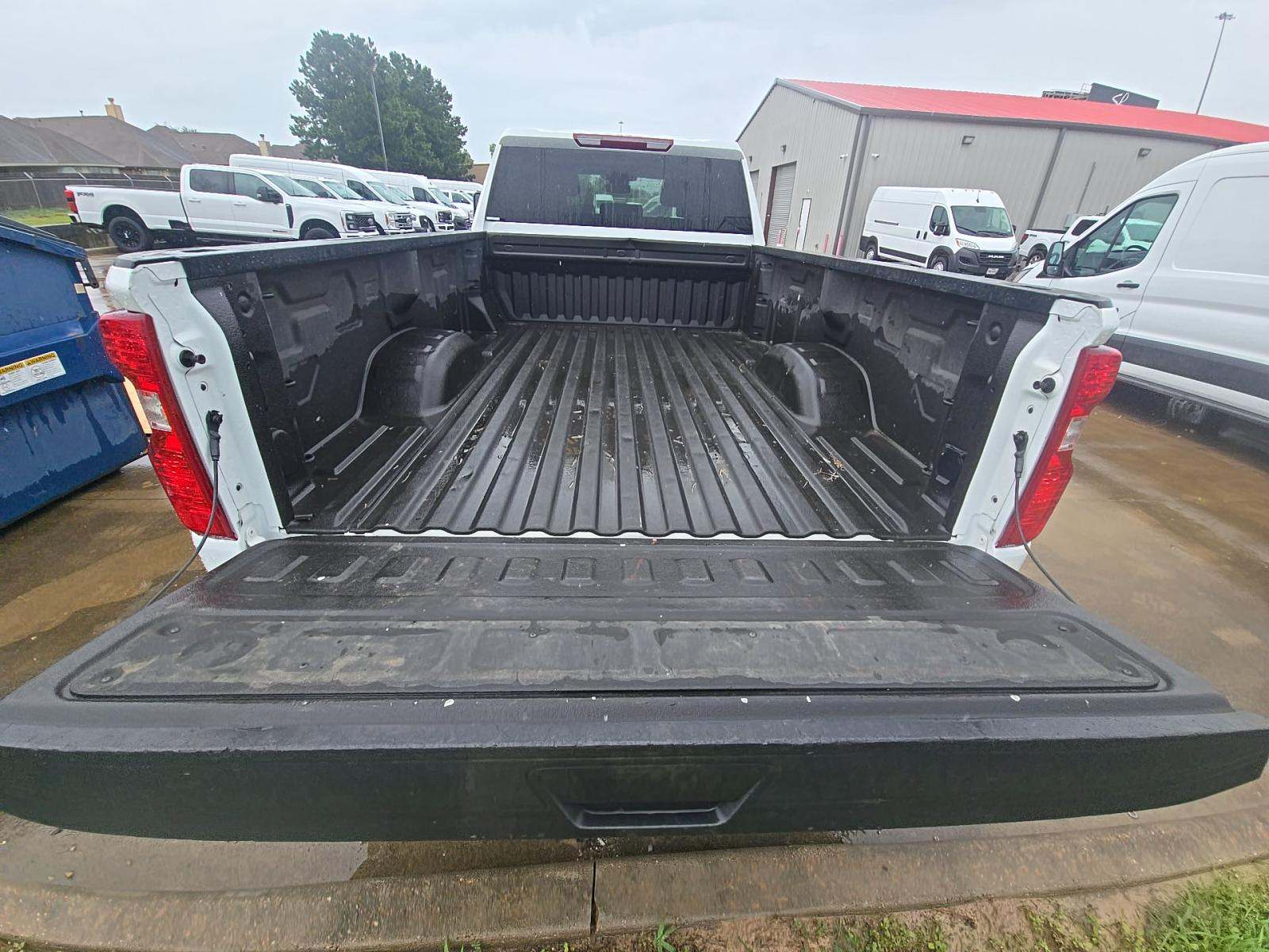 2025 Chevrolet Silverado 2500HD Custom AWD