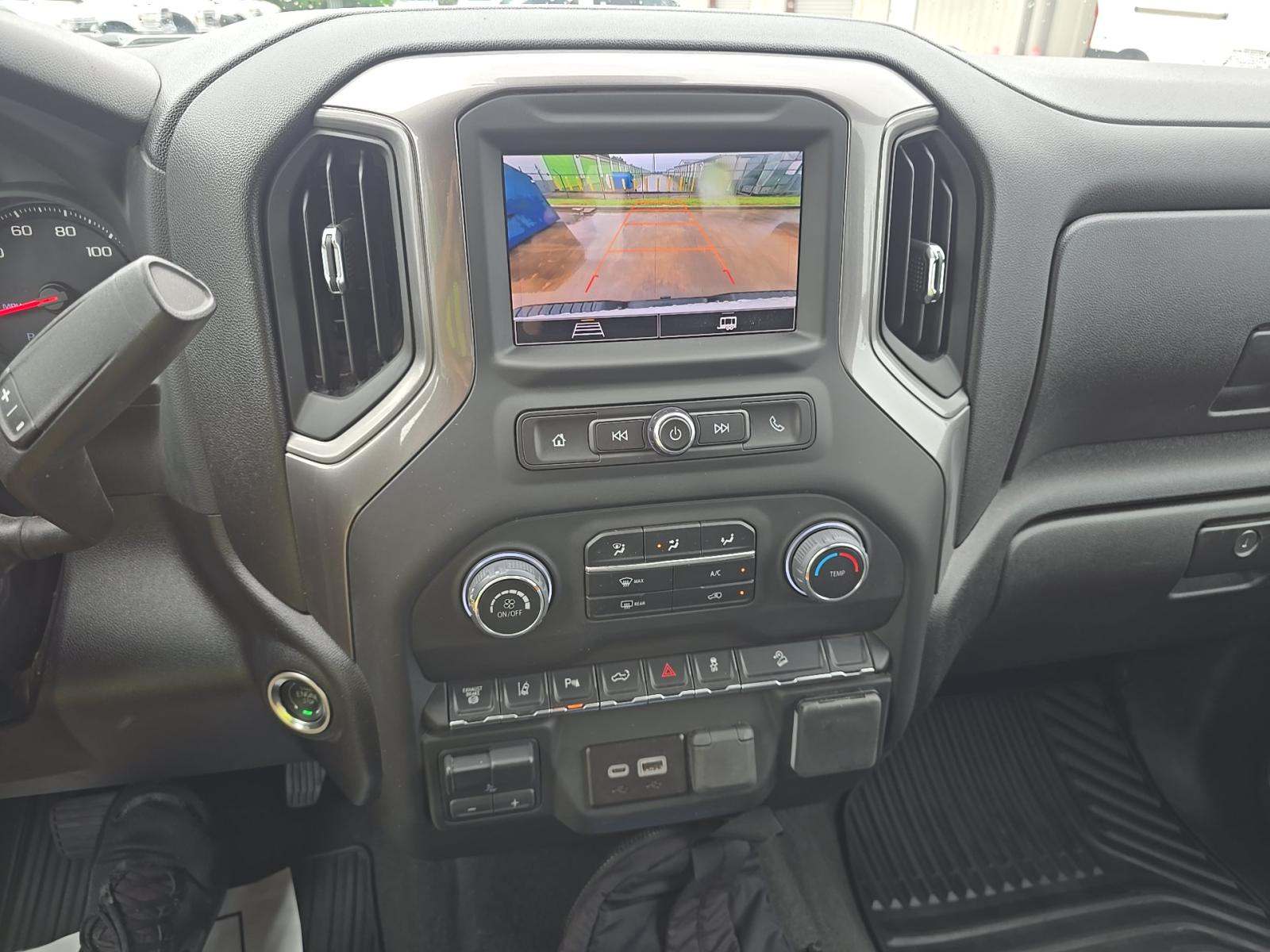 2025 Chevrolet Silverado 2500HD Custom AWD