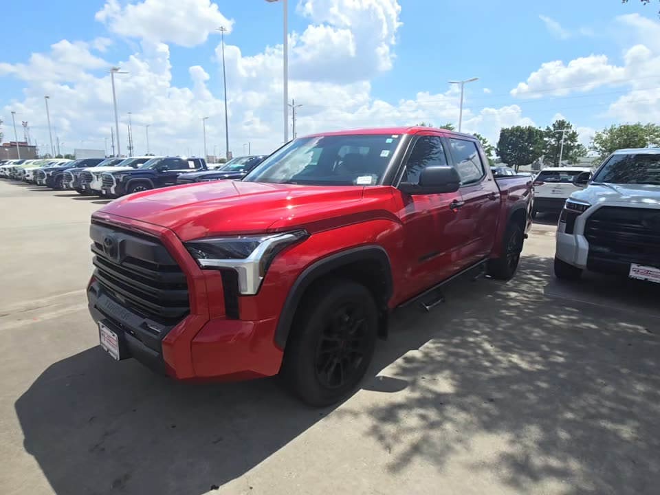 2024 Toyota Tundra SR5 AWD