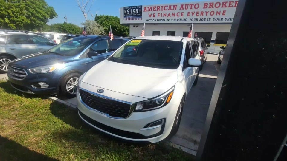 2019 Kia Sedona LX FWD