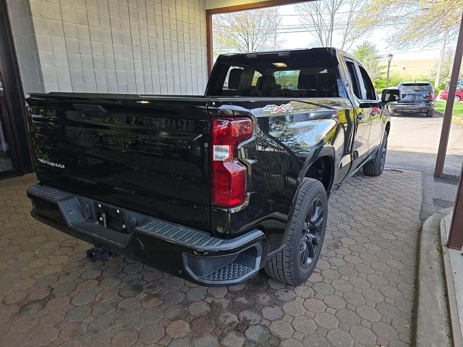 CHEVROLET CUSTOM - 3