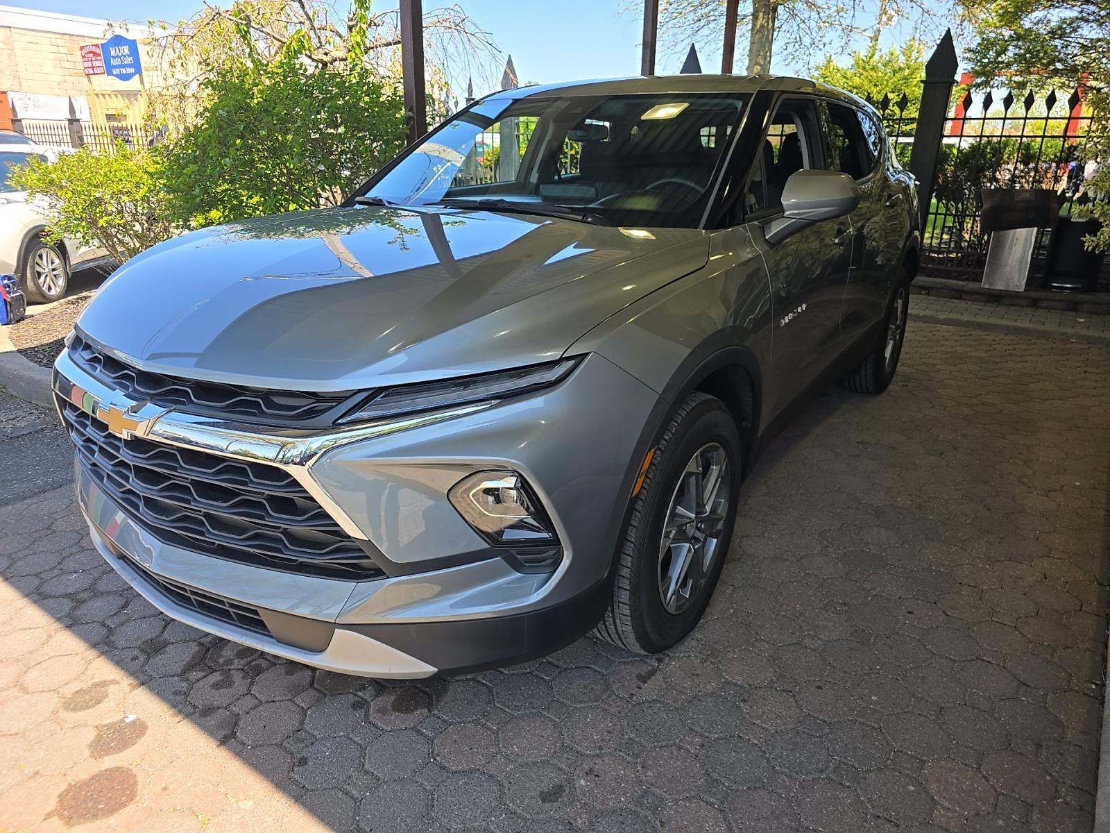 CHEVROLET BLAZER - 1