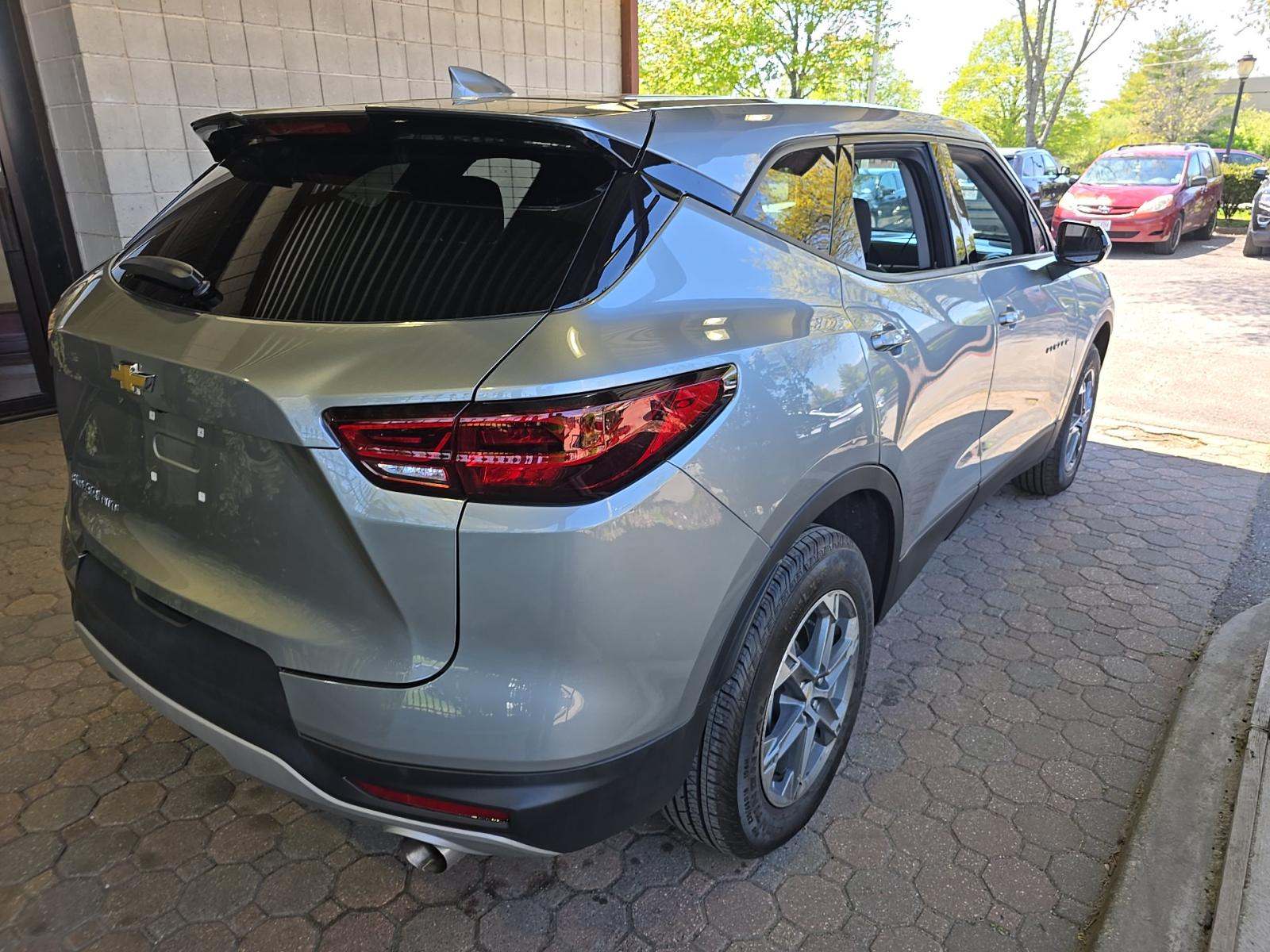 CHEVROLET BLAZER - 3
