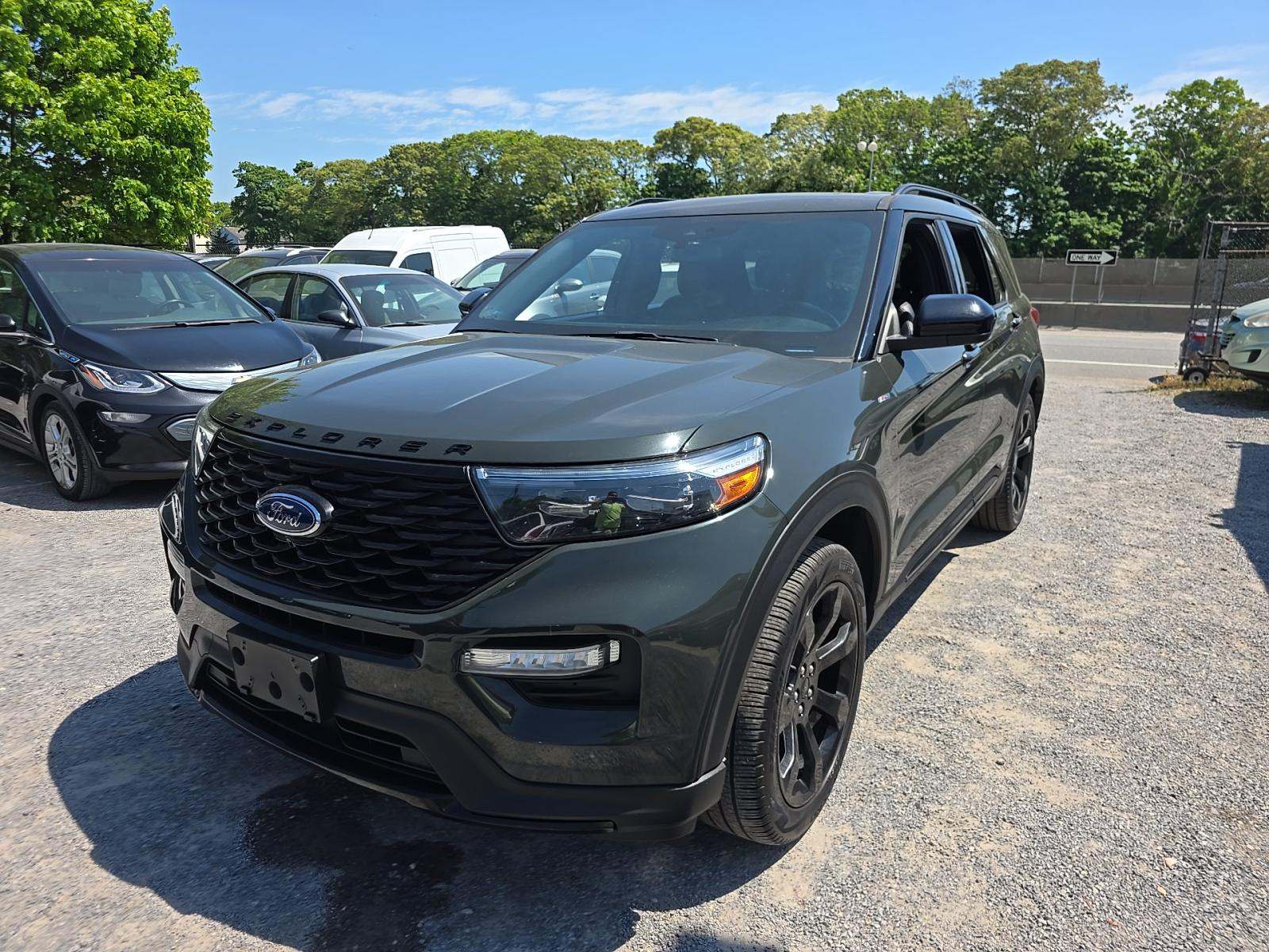 FORD EXPLORER - 1