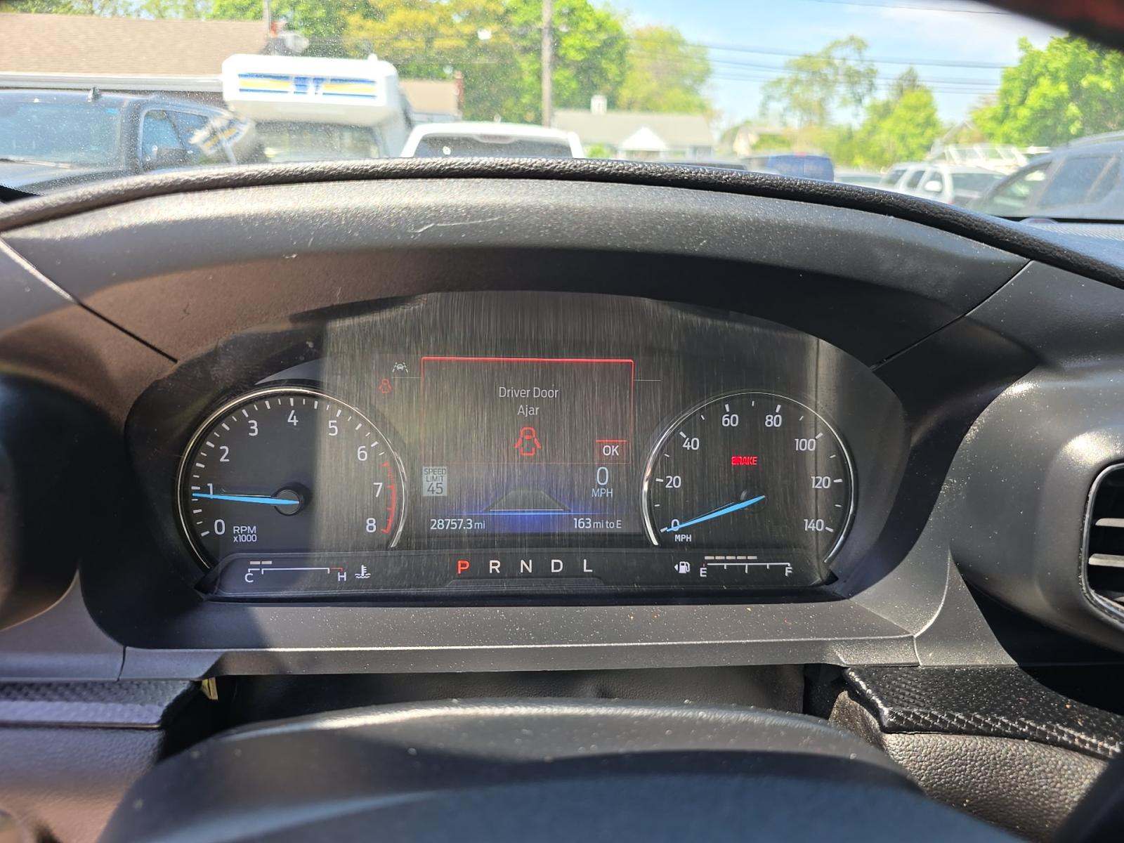 FORD EXPLORER - 9