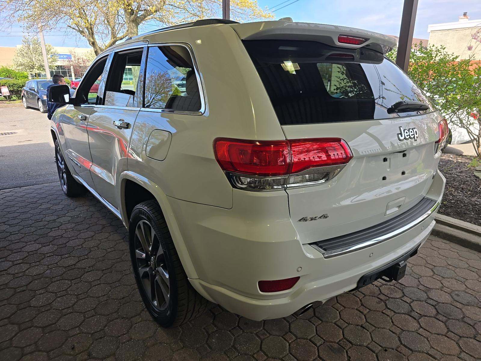 JEEP GRAND CHEROKEE - 2