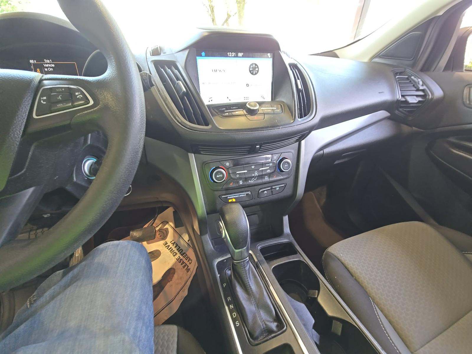 FORD ESCAPE - 10