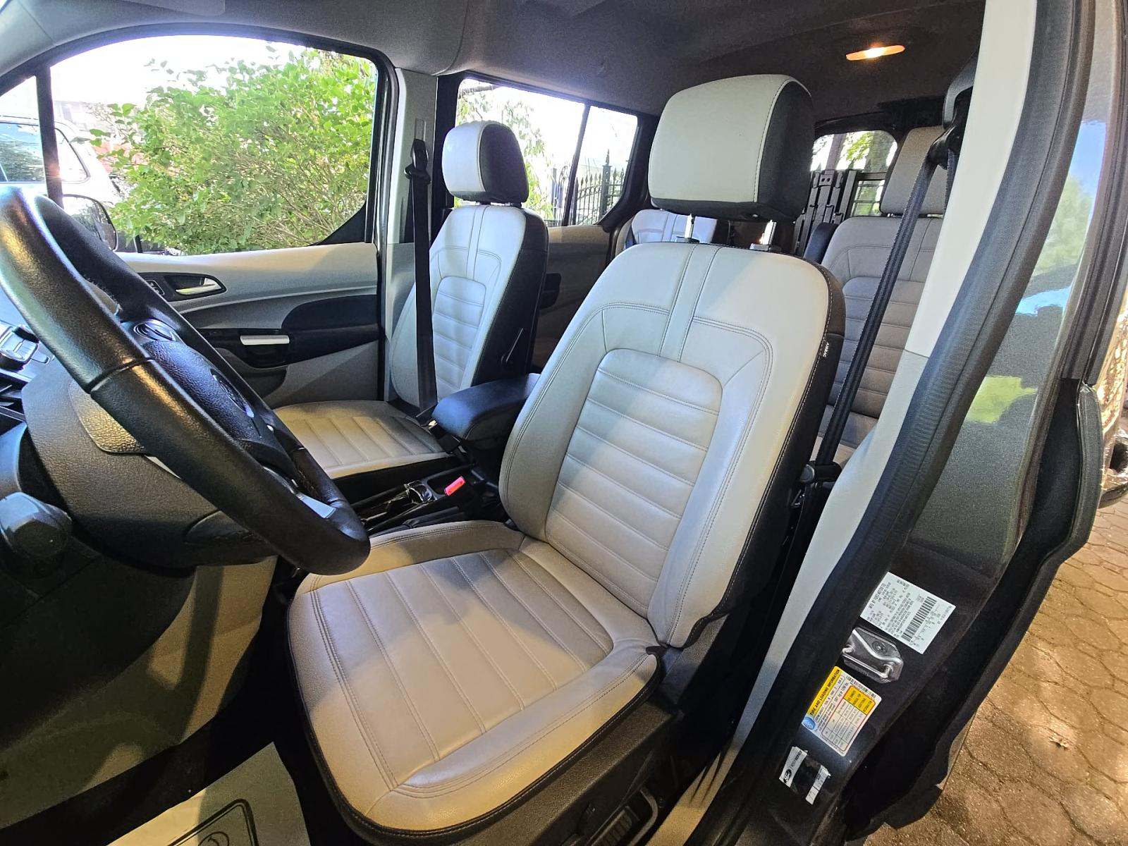 FORD TRANSIT CONNECT - 6