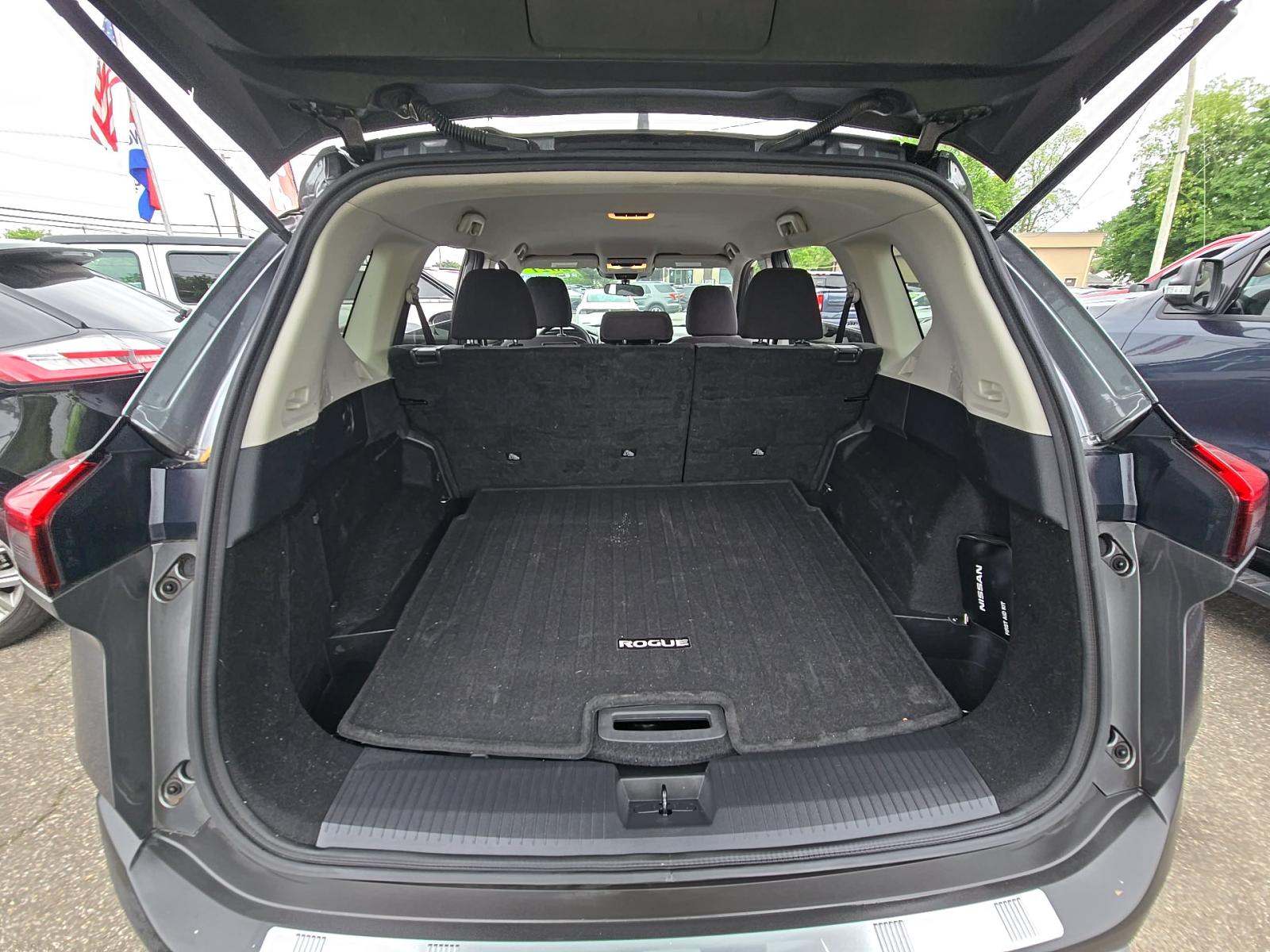 2021 Nissan Rogue SV AWD