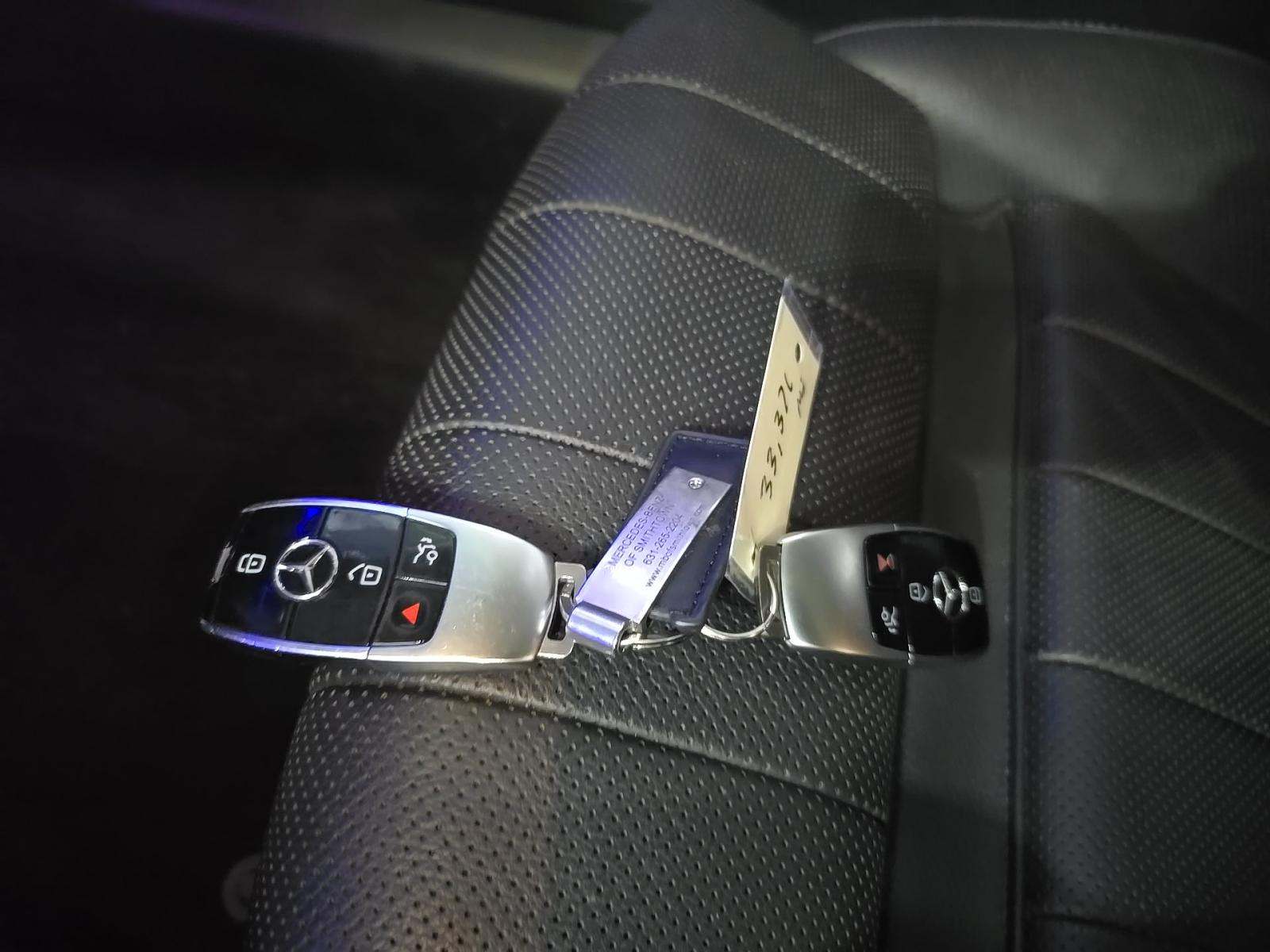 MERCEDES-BENZ E-CLASS - 8