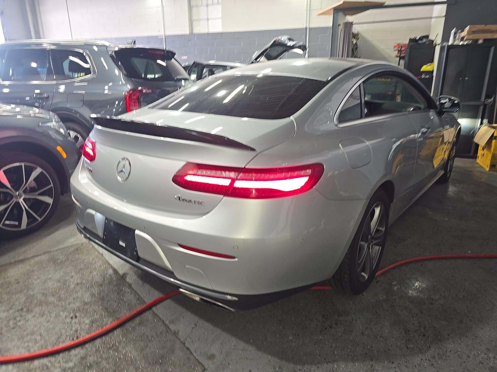 MERCEDES-BENZ E-CLASS - 3