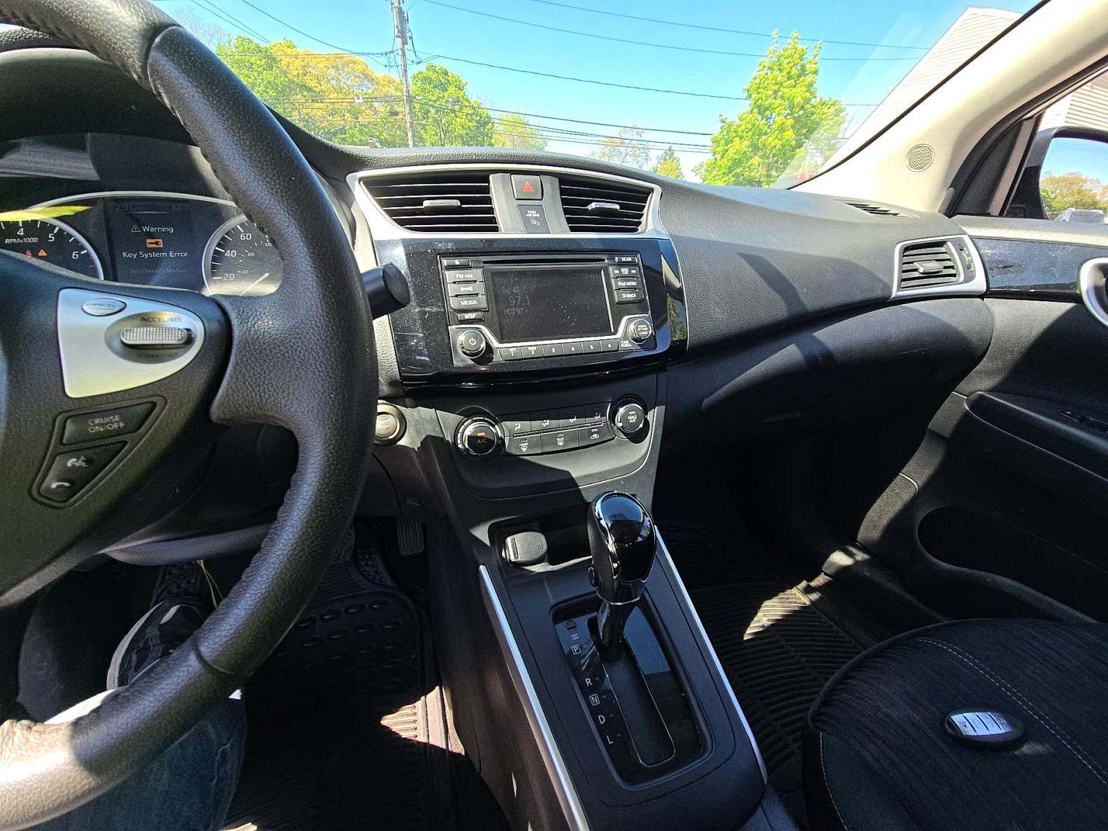 NISSAN SENTRA - 10