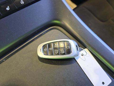 HYUNDAI CALLIGRAPHY NIGHT EDITION - 8