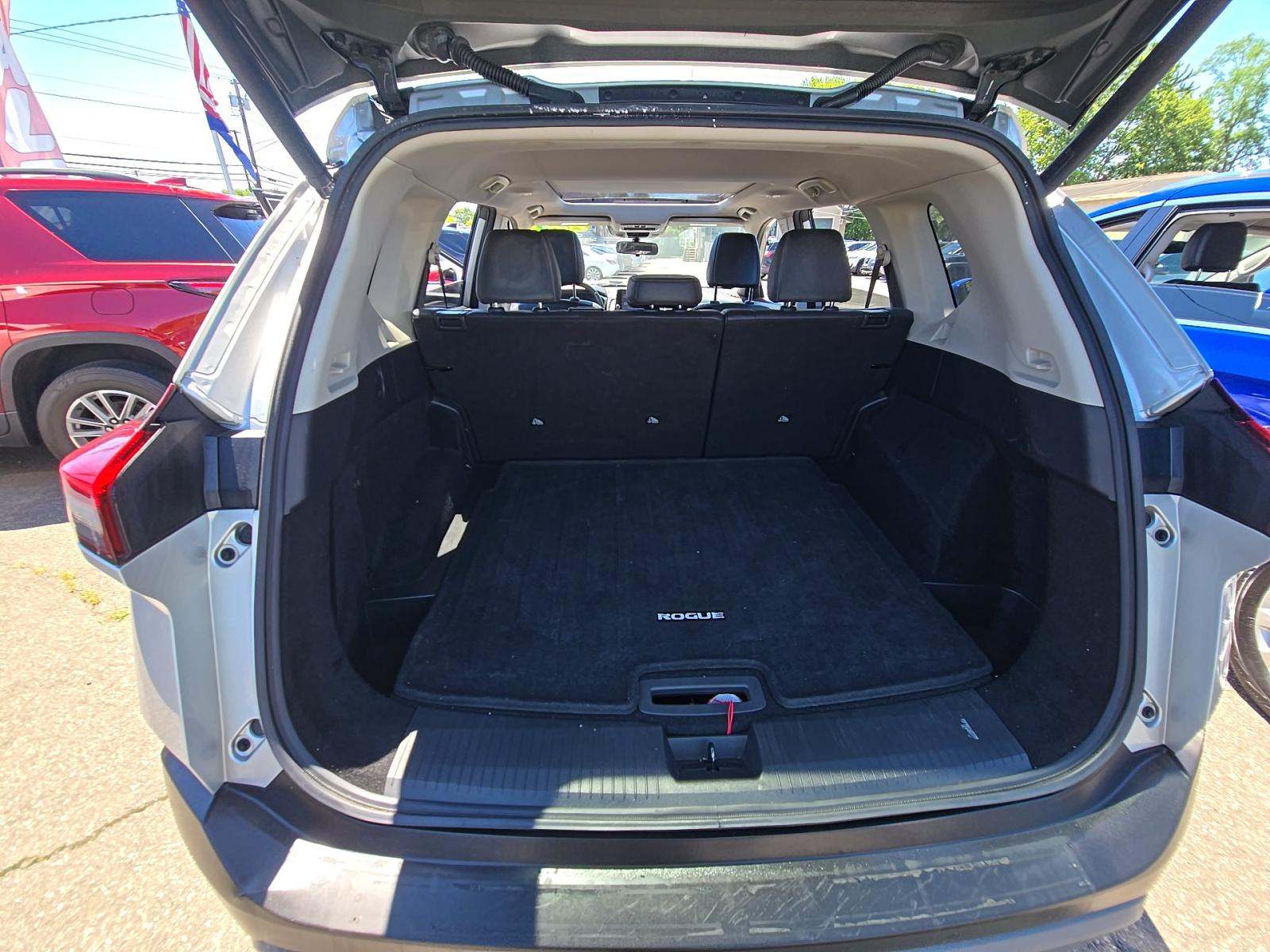2021 Nissan Rogue SV AWD