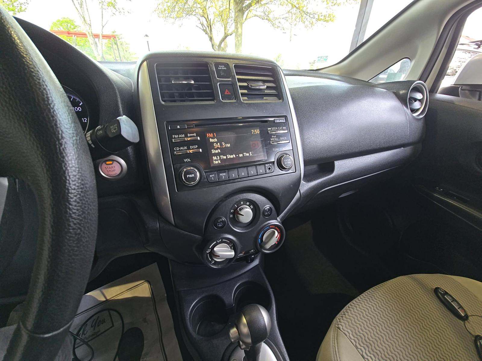 NISSAN VERSA NOTE - 10