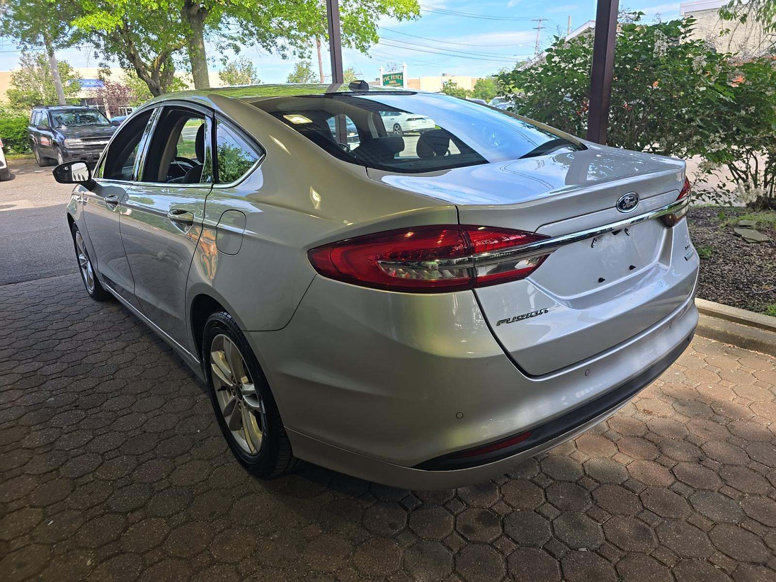 FORD FUSION - 2