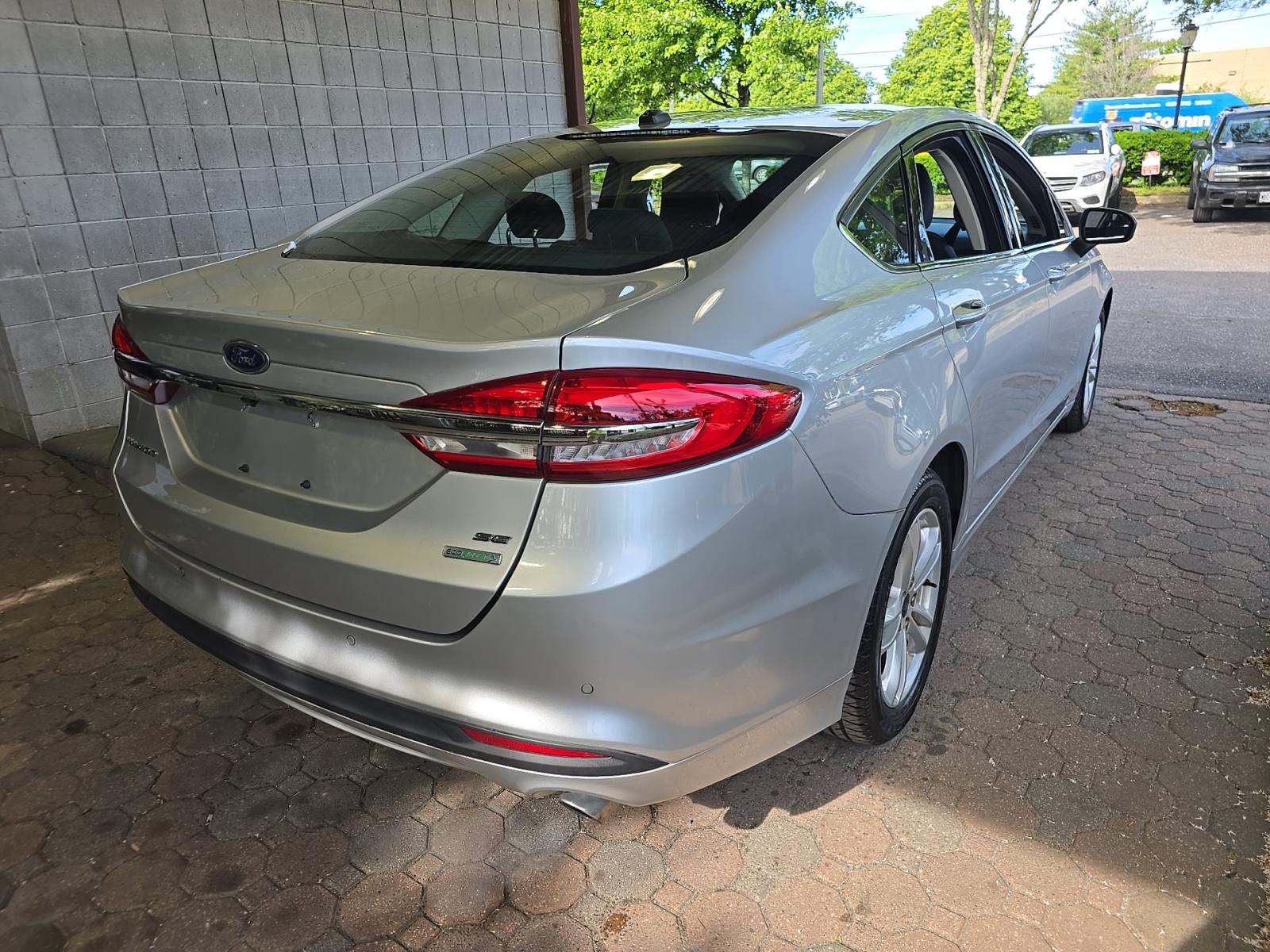 FORD FUSION - 3
