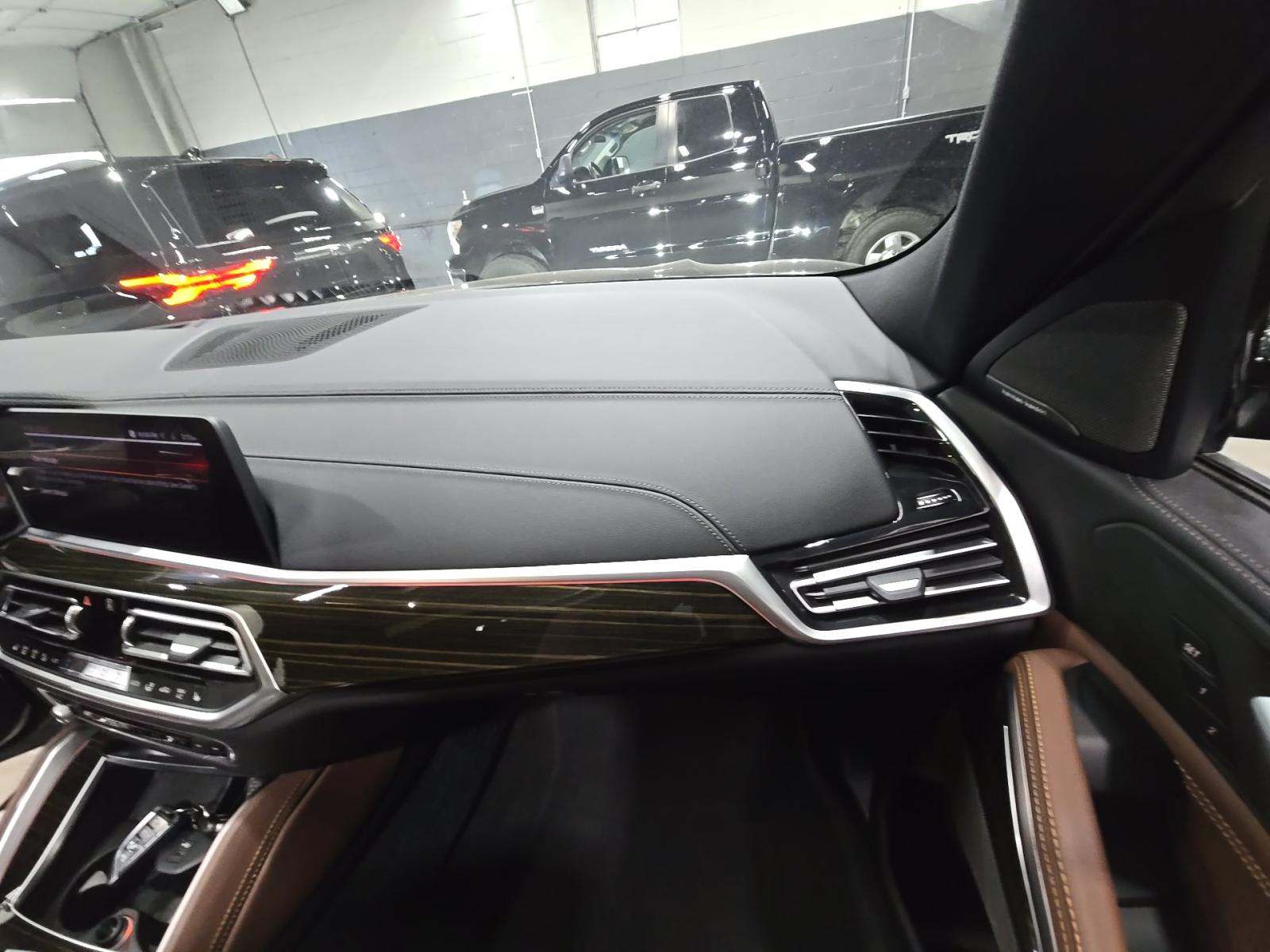 2021 BMW X6 xDrive40i AWD