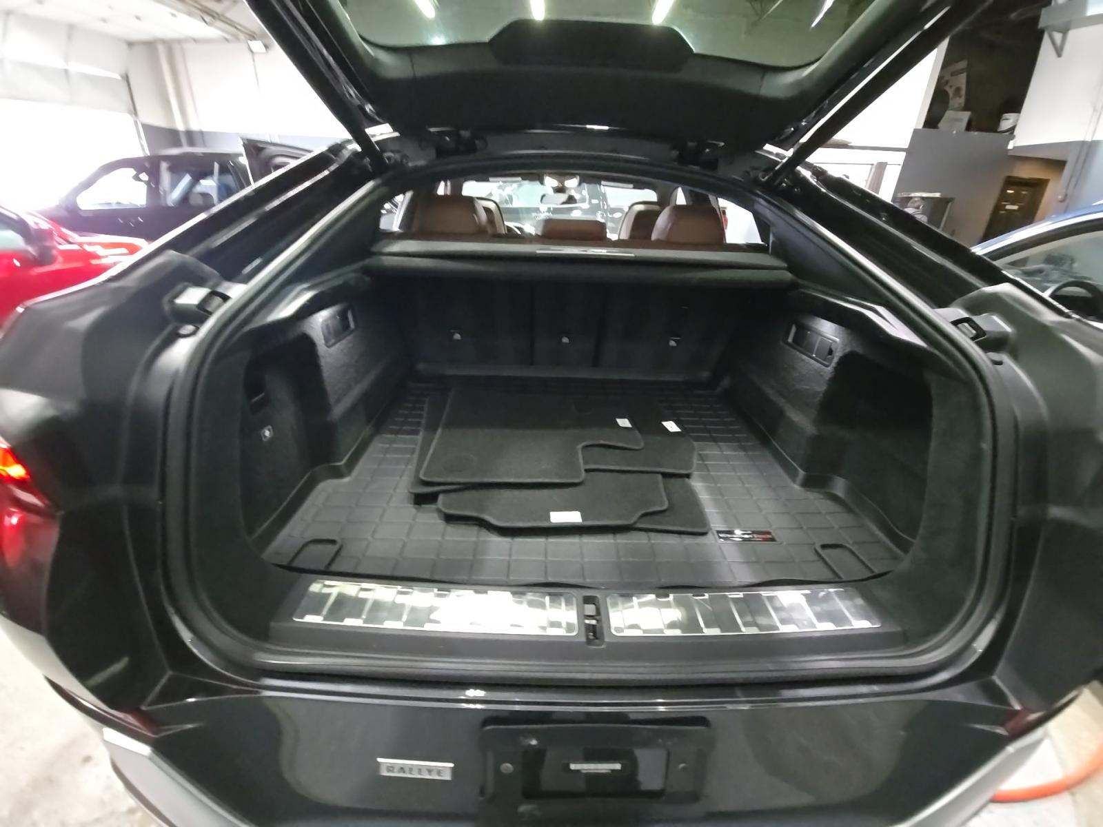 2021 BMW X6 xDrive40i AWD