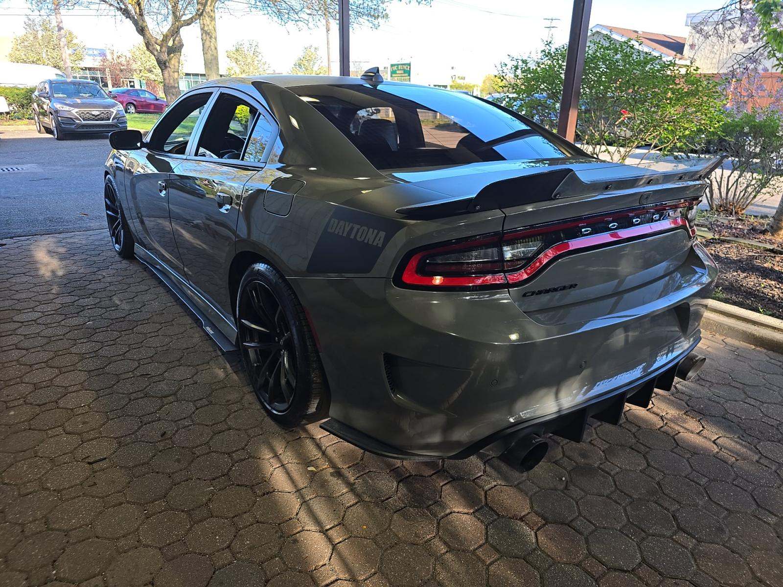 DODGE CHALLENGER - 2