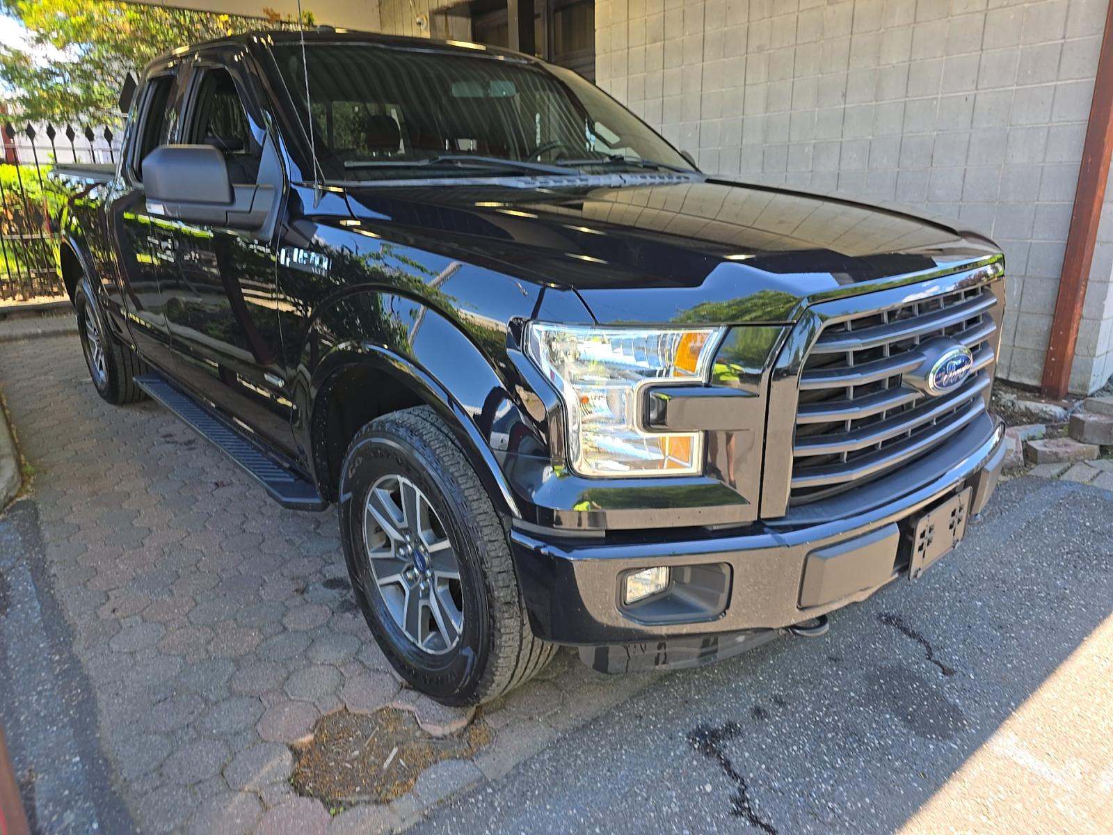 FORD F-150 - 4