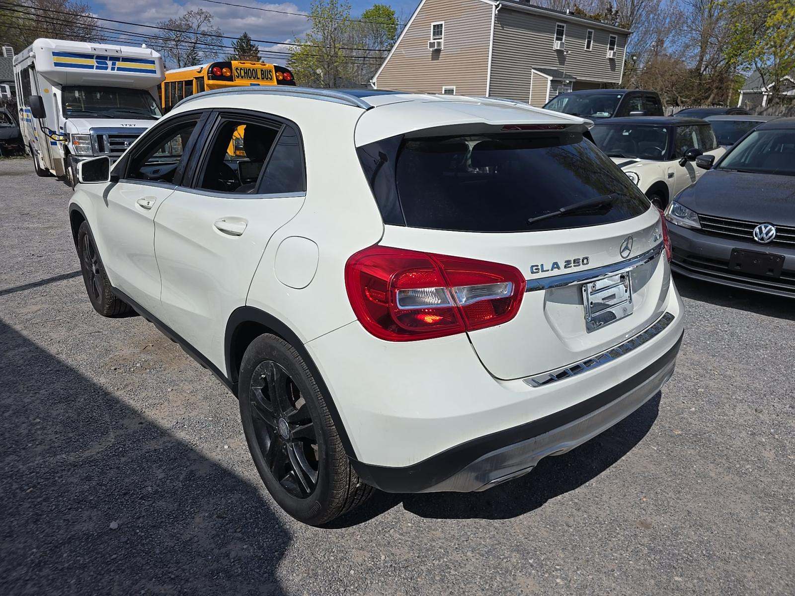 MERCEDES-BENZ GLA-CLASS - 2