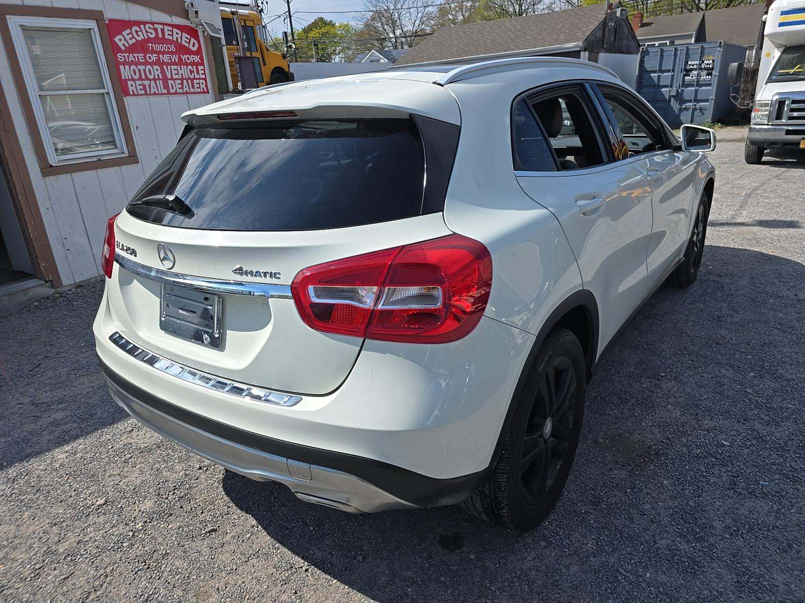 MERCEDES-BENZ GLA-CLASS - 3