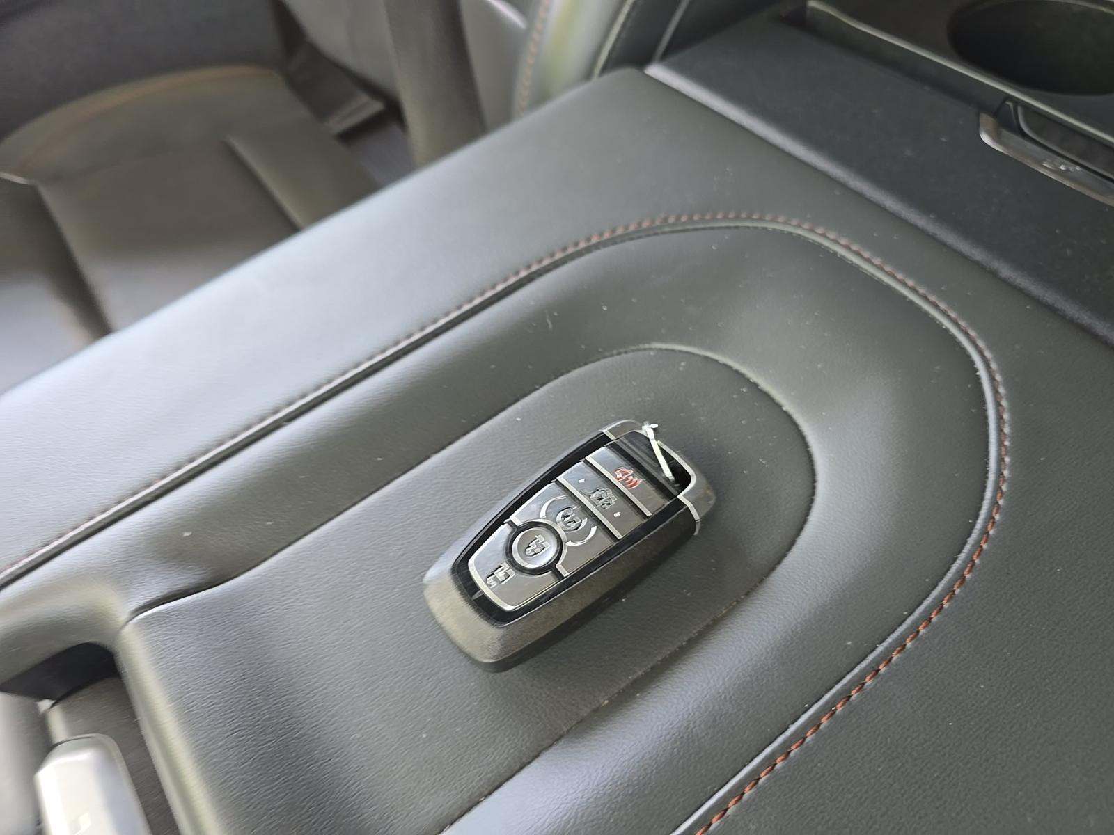 FORD EXPEDITION MAX - 8