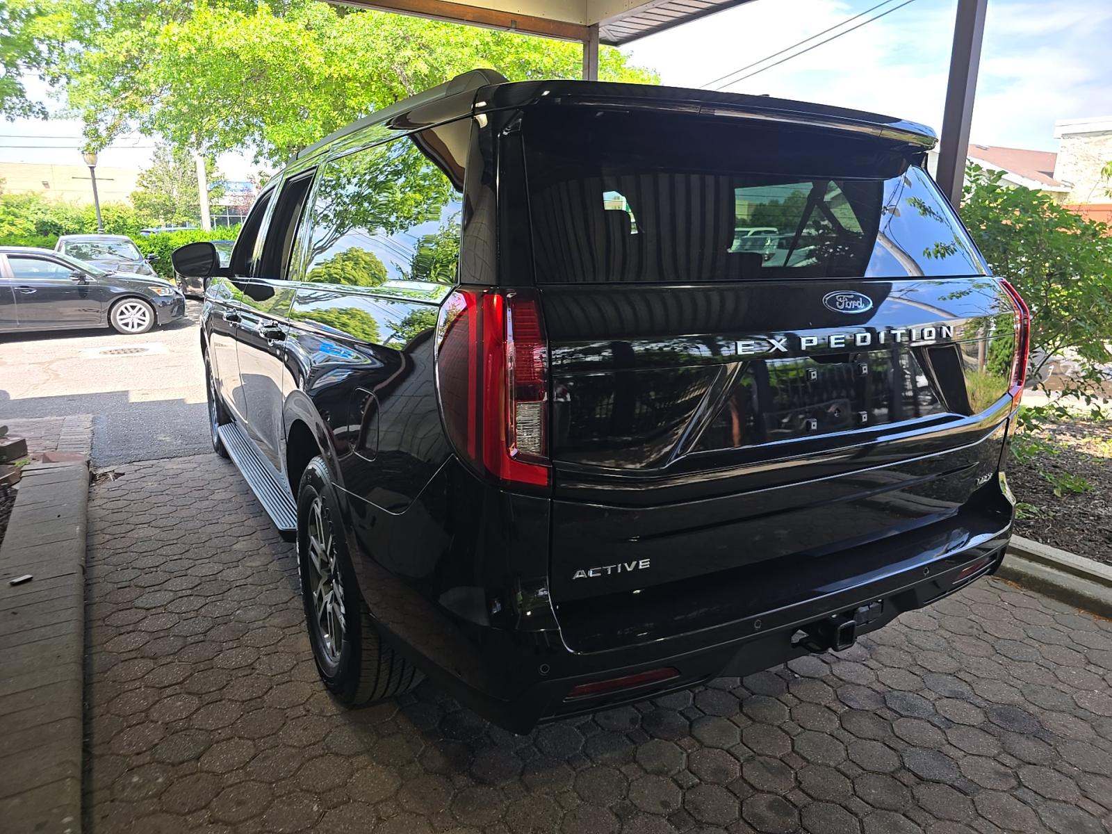 FORD EXPEDITION MAX - 2