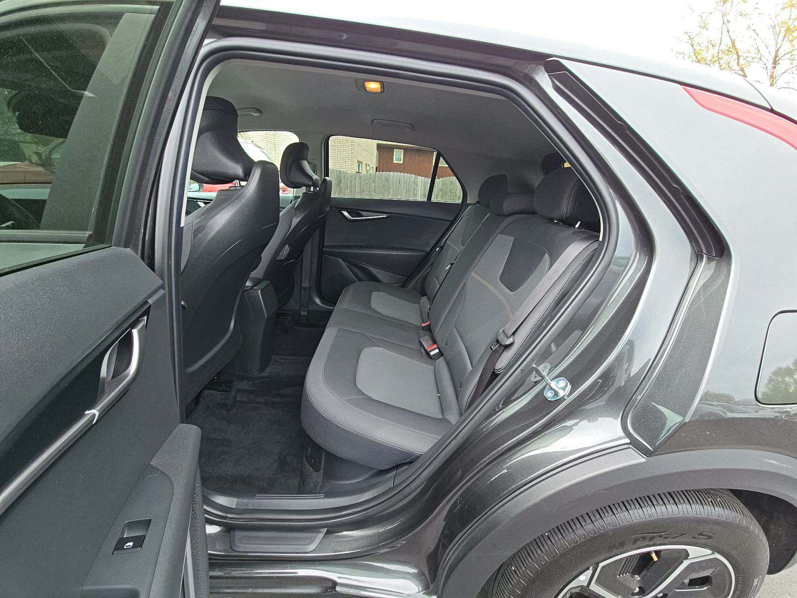 2023 Kia Niro LX FWD