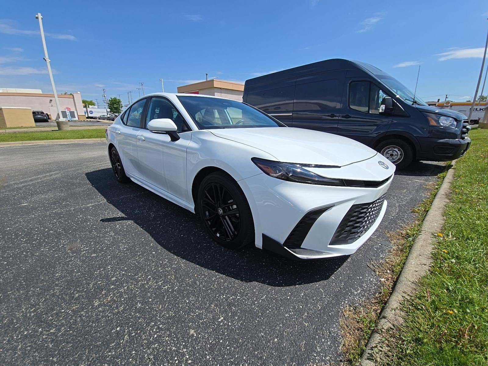 TOYOTA CAMRY - 4