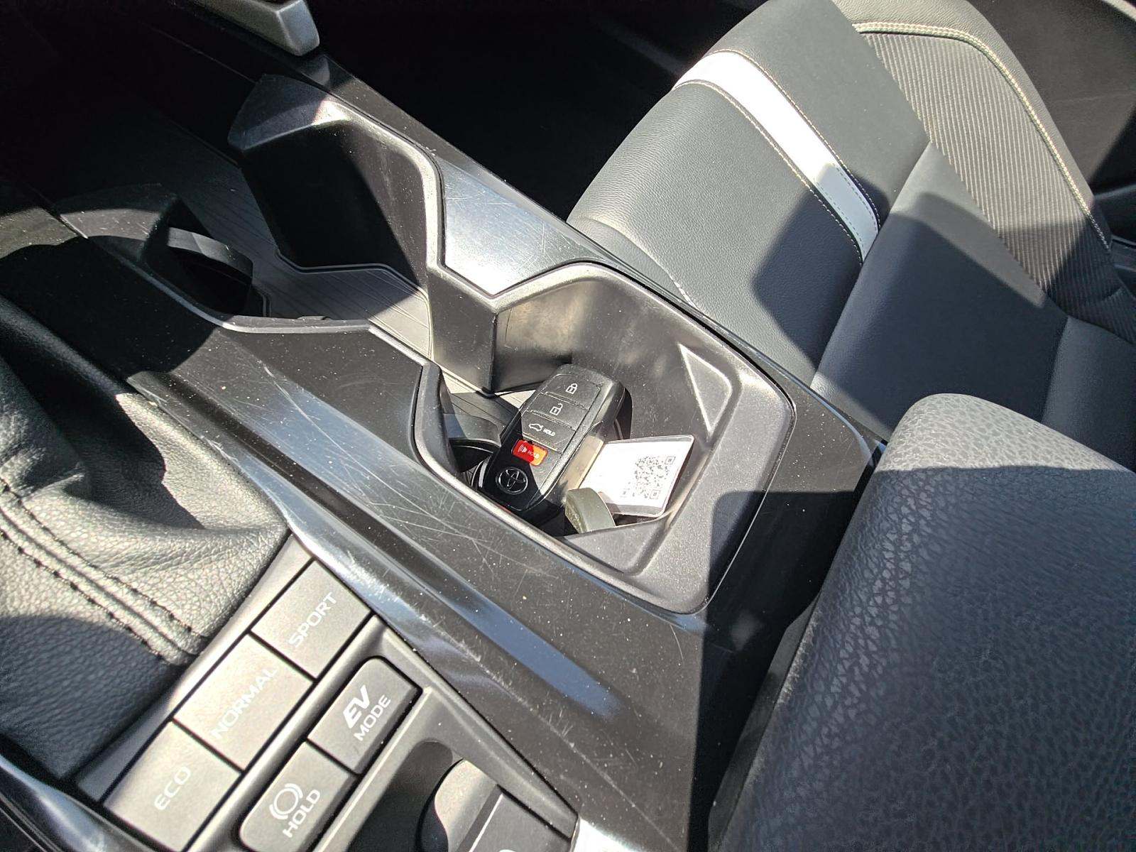 TOYOTA CAMRY - 8