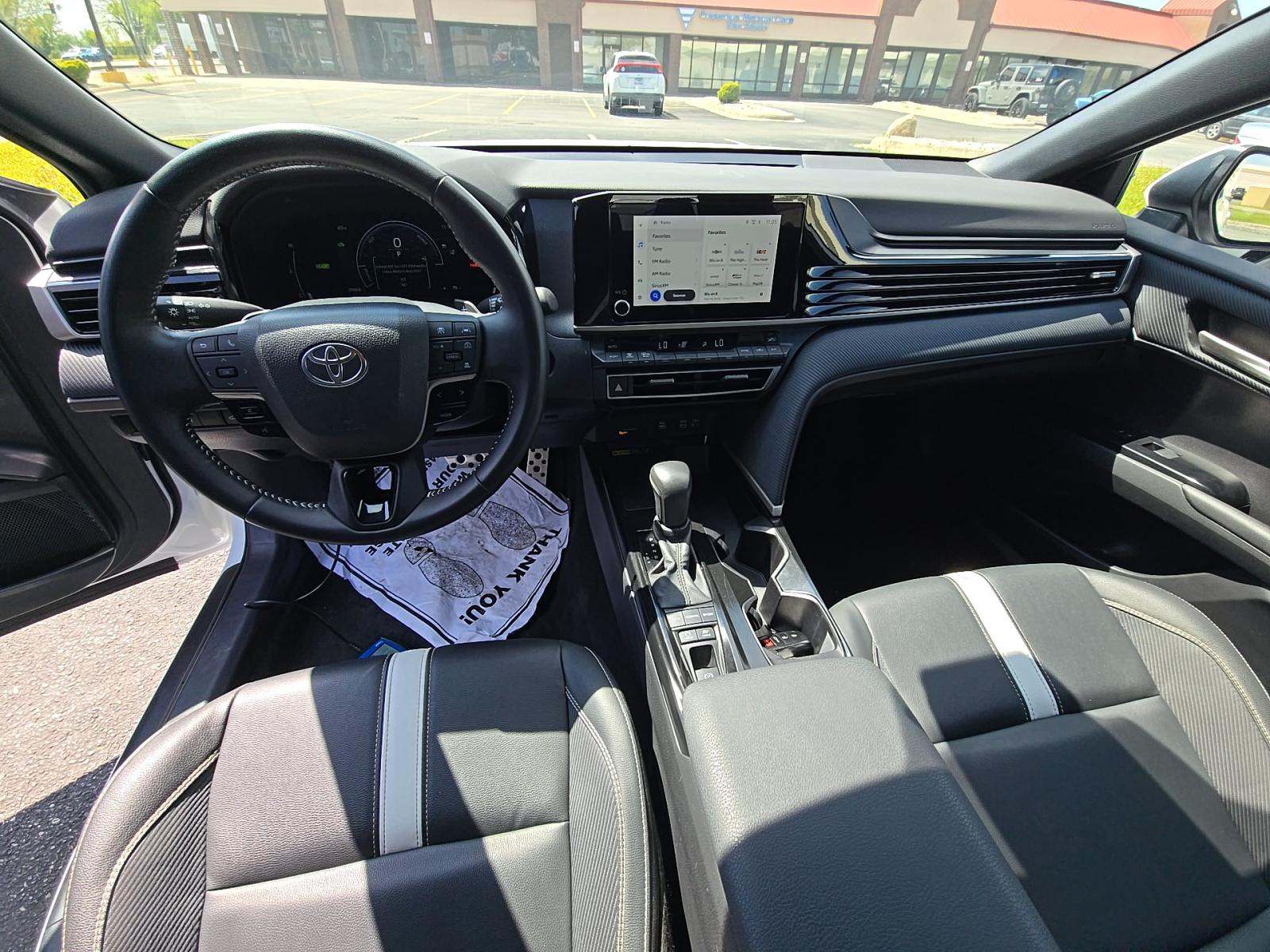 TOYOTA CAMRY - 10