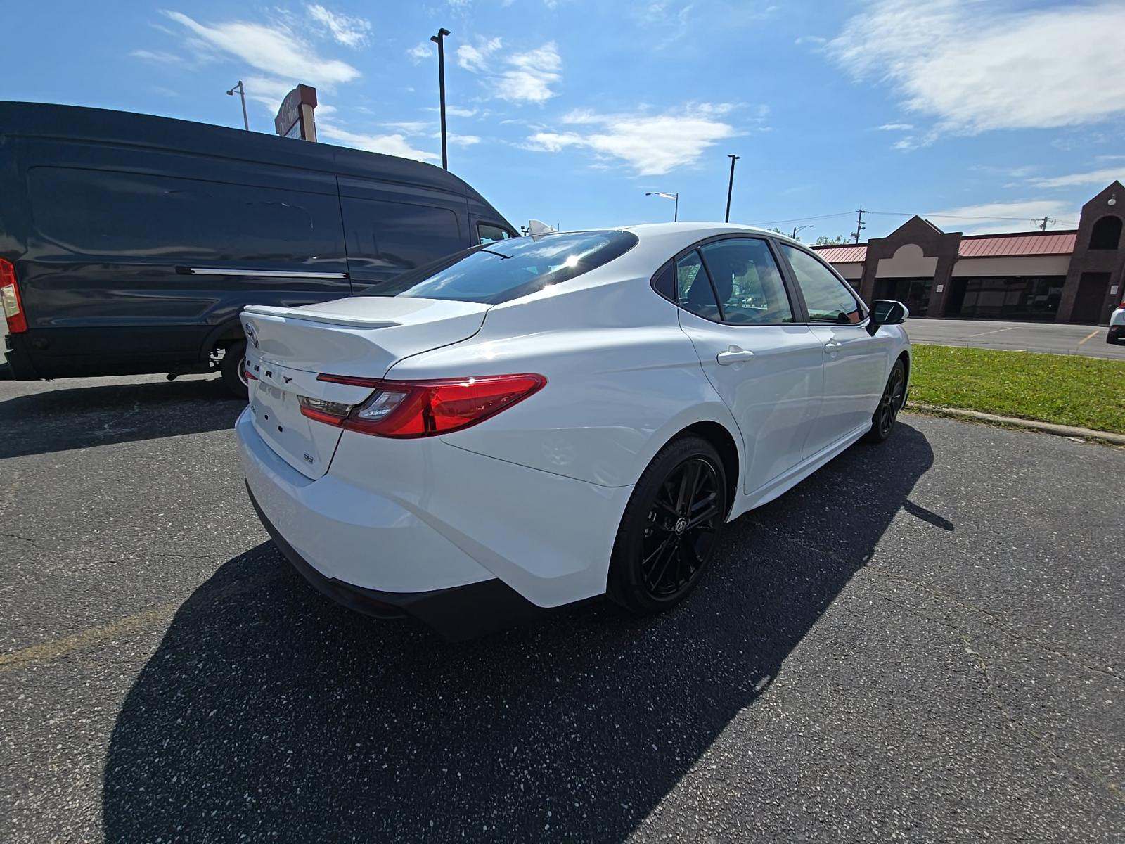 TOYOTA CAMRY - 3