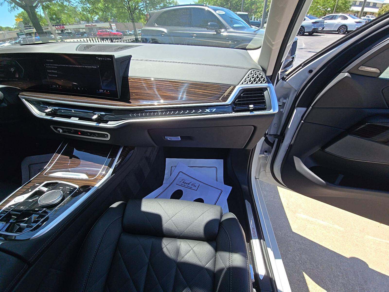 2026 BMW X7 xDrive40i AWD