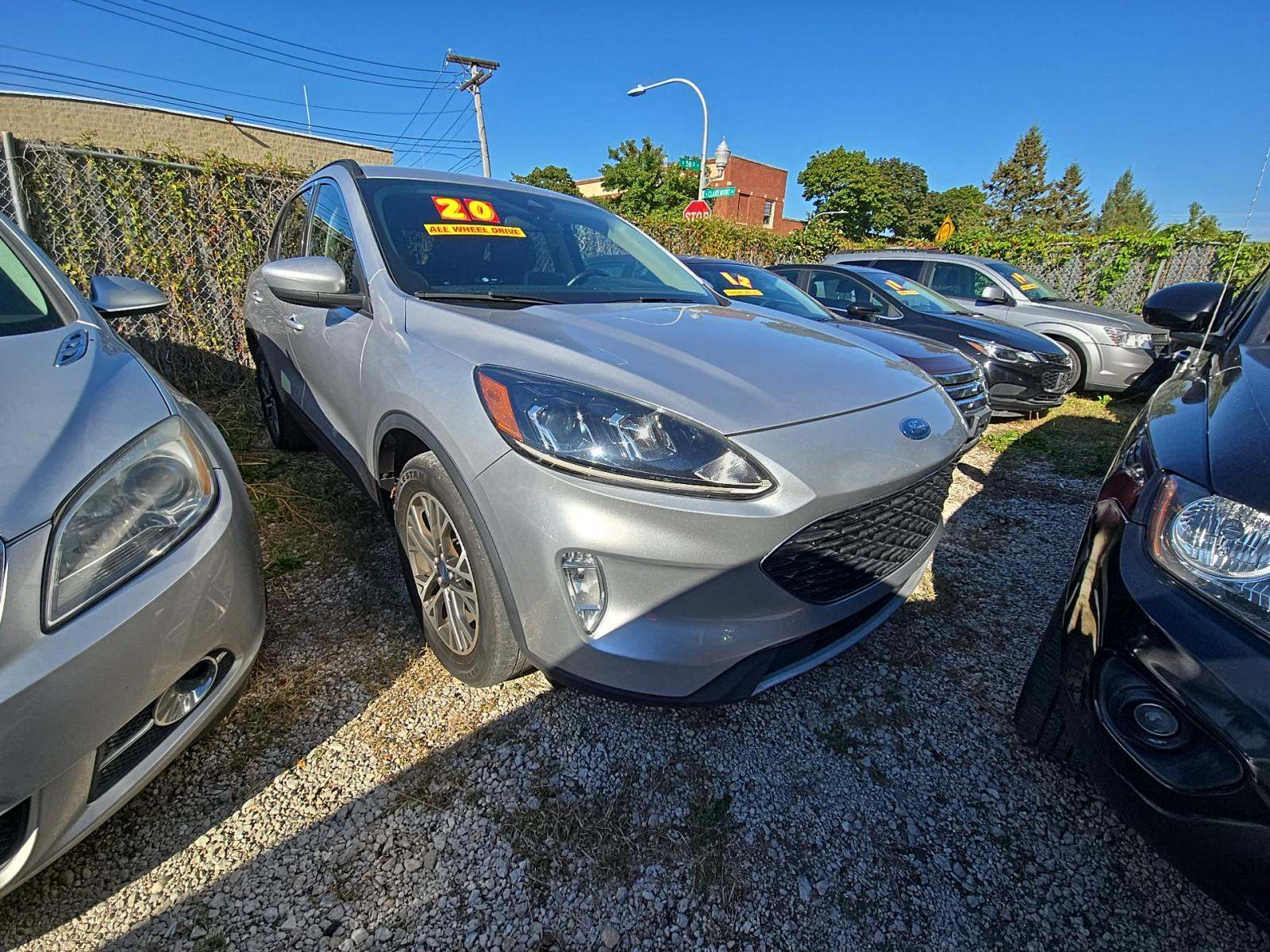 FORD ESCAPE - 2