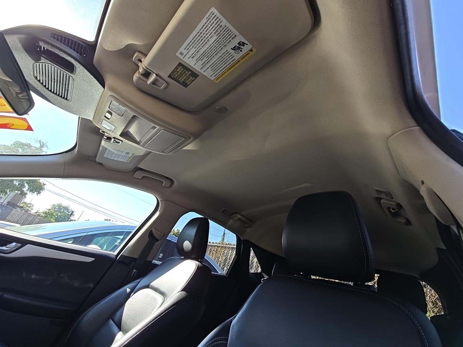 FORD ESCAPE - 9