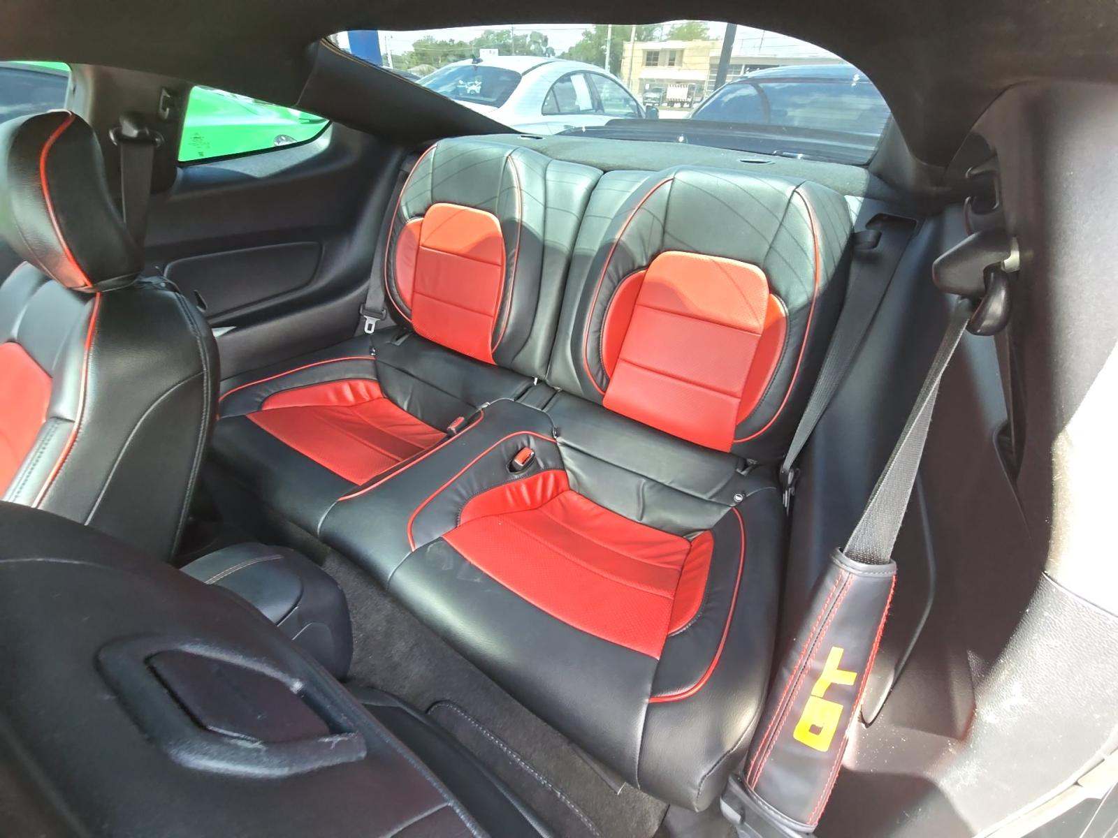 2017 Ford Mustang GT Premium RWD