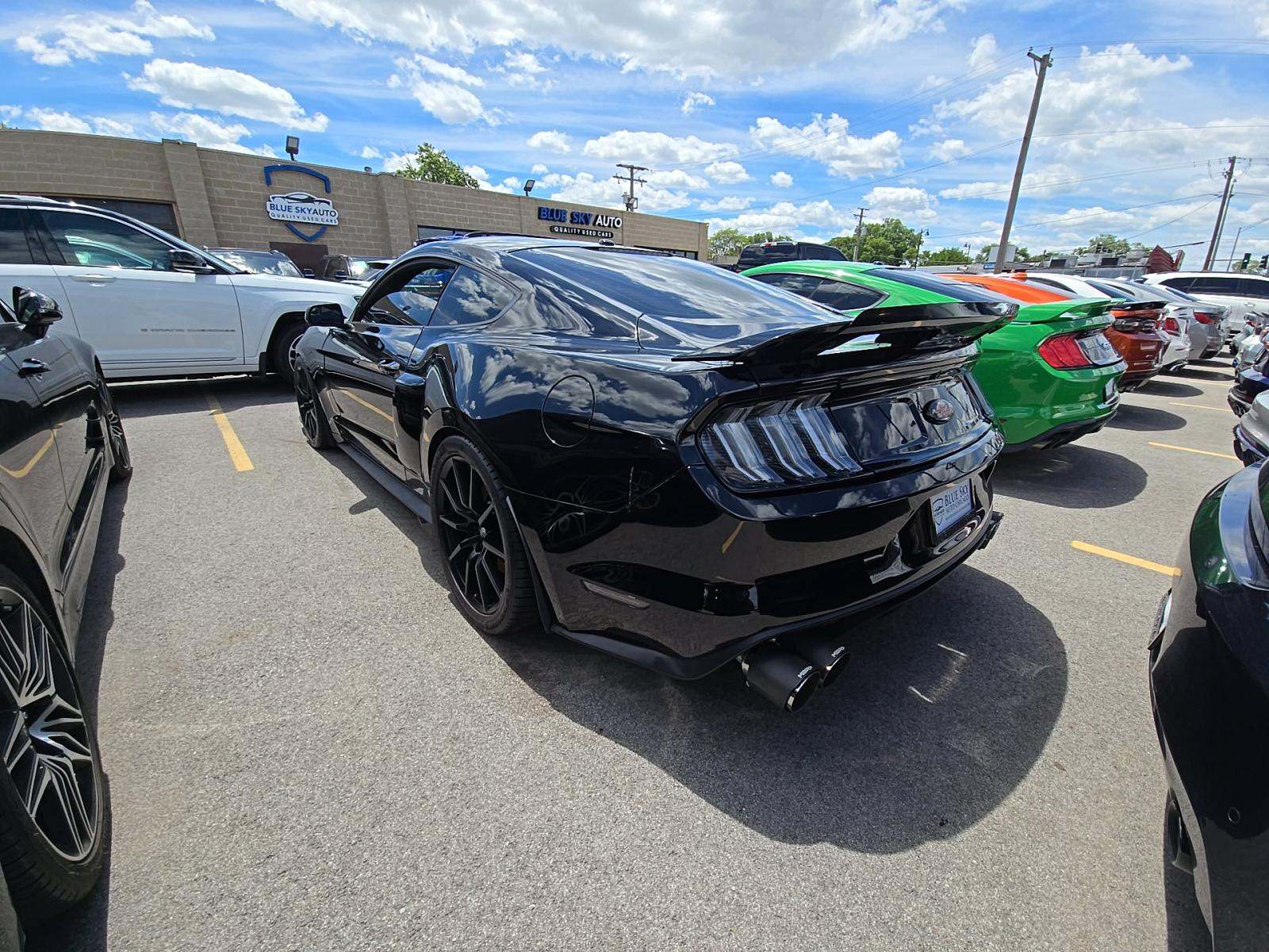 2017 Ford Mustang GT Premium RWD