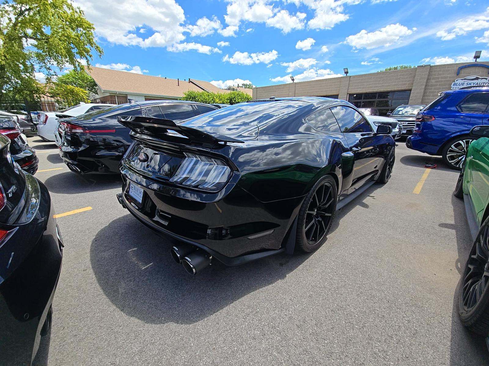 2017 Ford Mustang GT Premium RWD